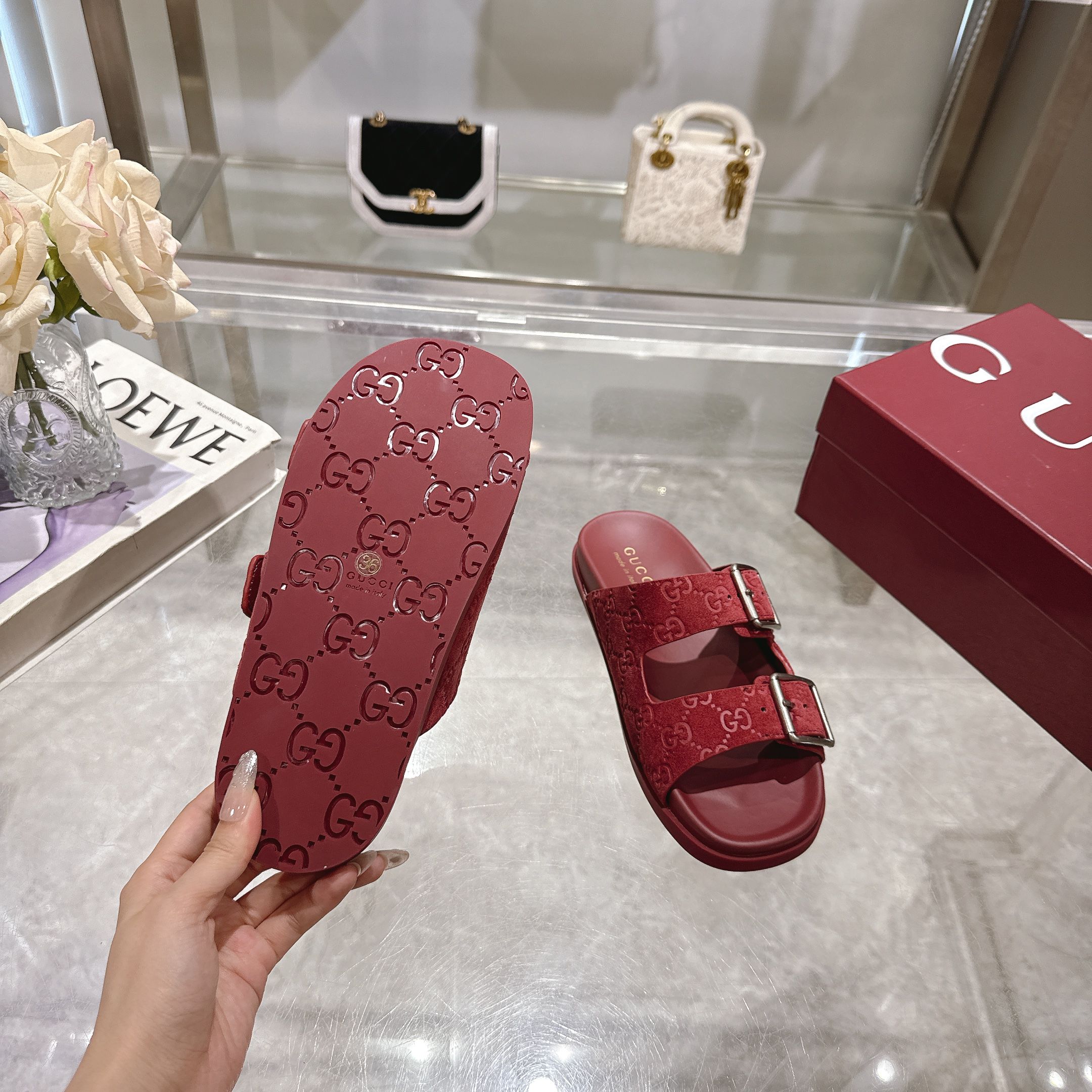 Gucci Red Angora Leather Sandals with Double G Hardware and Flat Heel 9 a1744898029112 6400