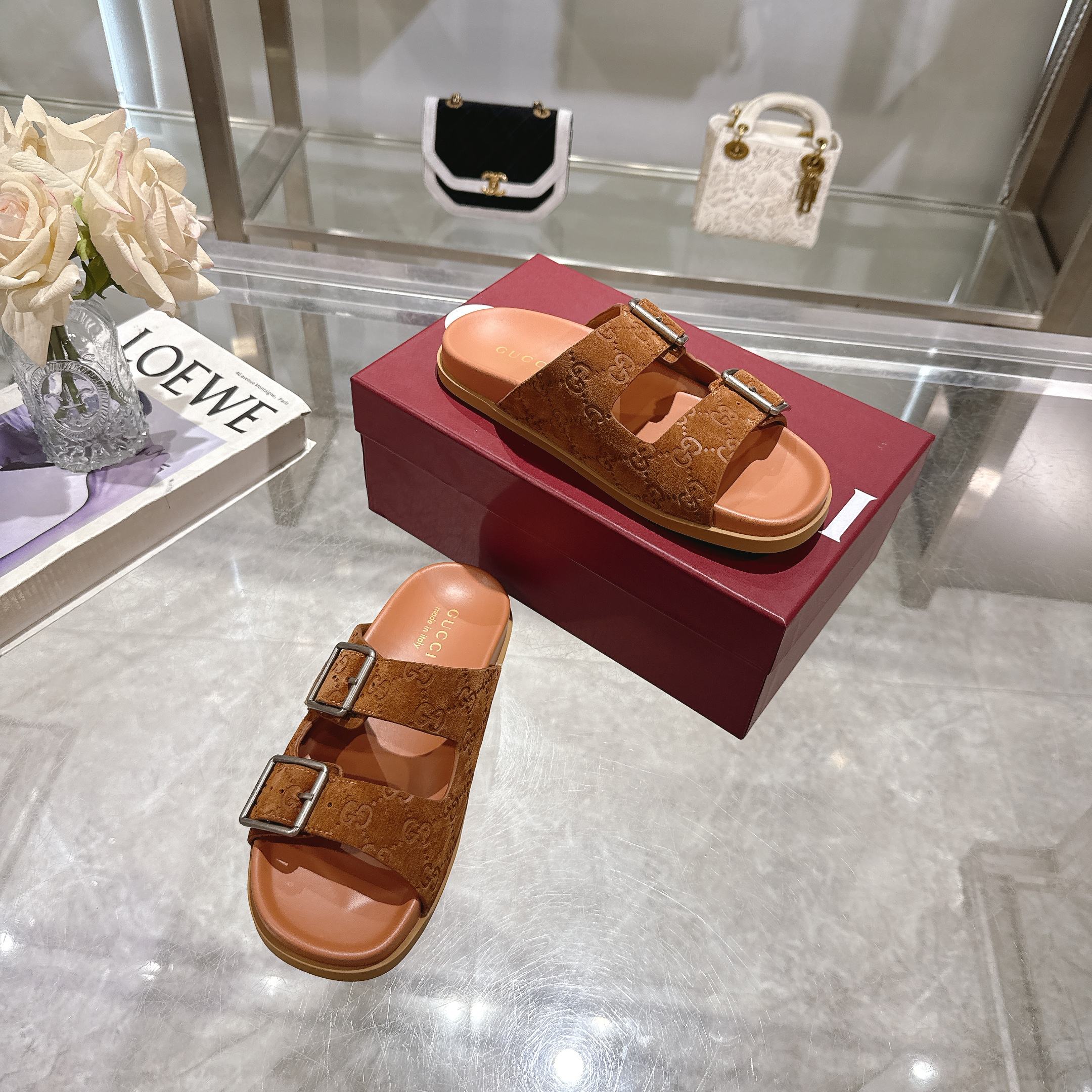 Gucci Women's Angora Red Leather Sandals with Double G Hardware 6 a1744898231389 4655