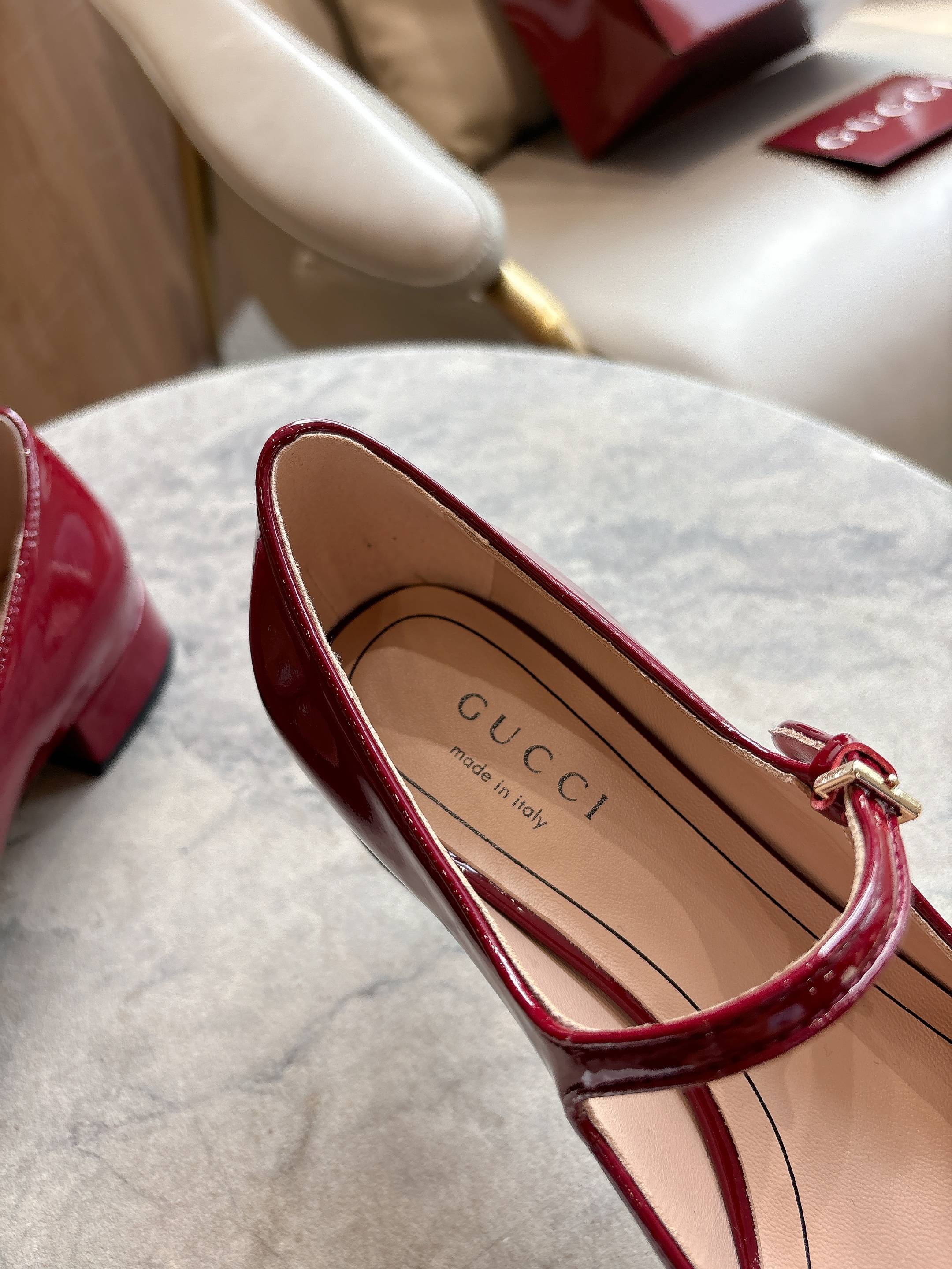 Gucci Red Ballet Flats with Double-G Bow Detail and Low Heels - 图片 7
