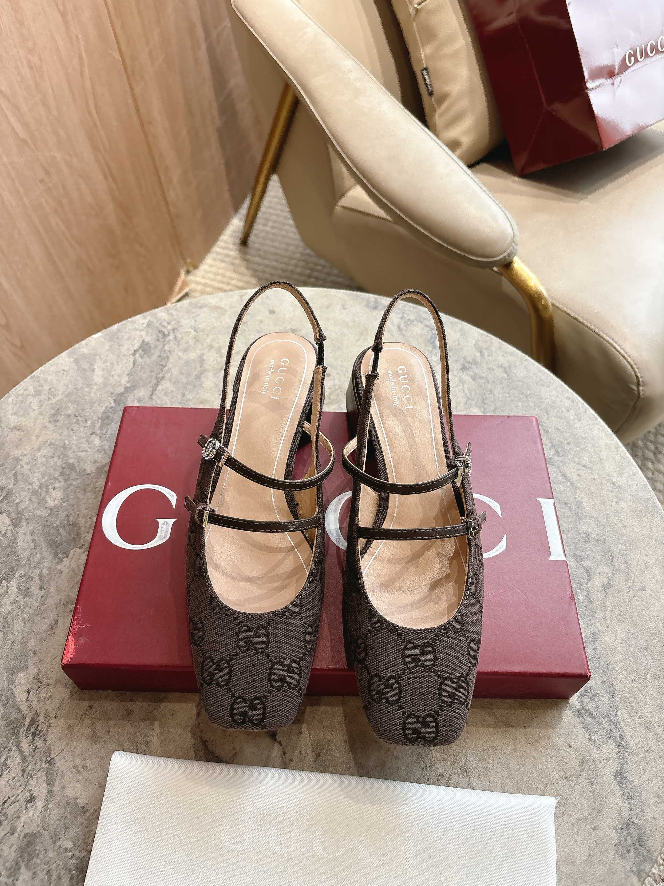NO:749554,2795-1 coffee G (35-42),sandals,sandals198609092795-1 咖G（35-42）,凉鞋,sandals,Women's Shoes