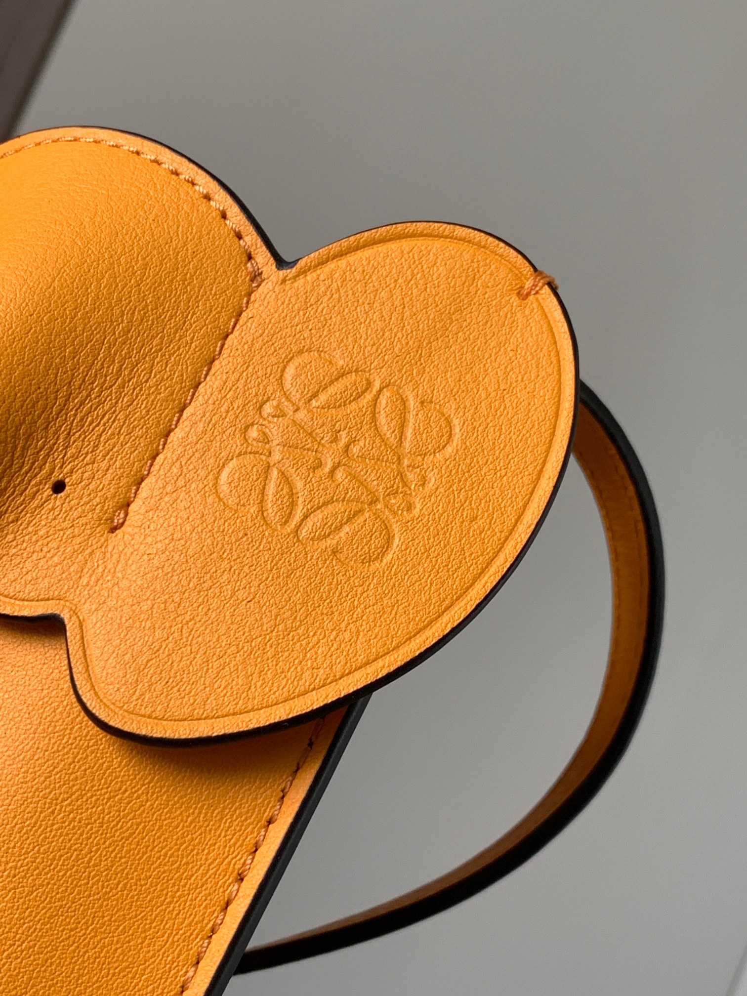 P1058 Elephant Design Shoulder Bag in Honey Orange, 19x8x4cm, Section 9200 - 图片 5