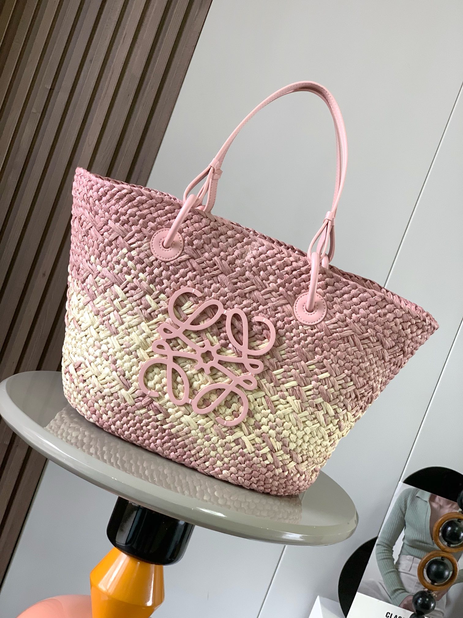Loewe Anagram Basket Taschen Handtaschen Braun Rosa Weben Rindsleder Sommerkollektion