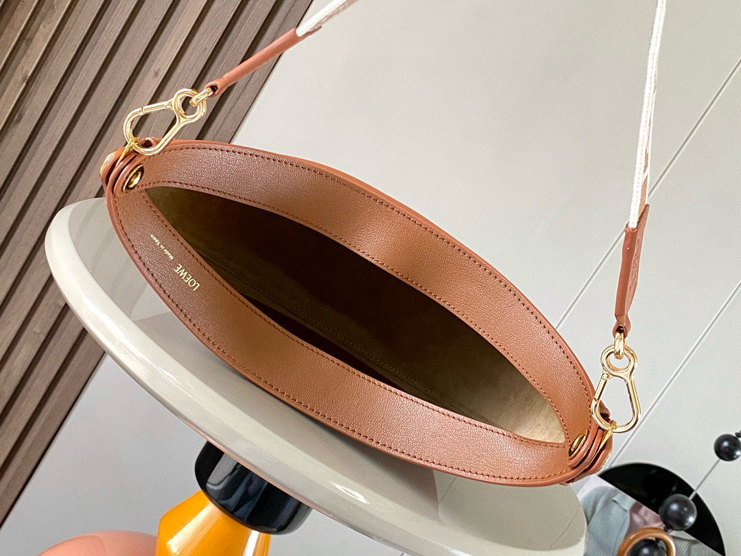 Loewe Luna Hobo Bag in Leather with Branded Shoulder Strap, 34cm 9 i1746205602788 5176 0 8