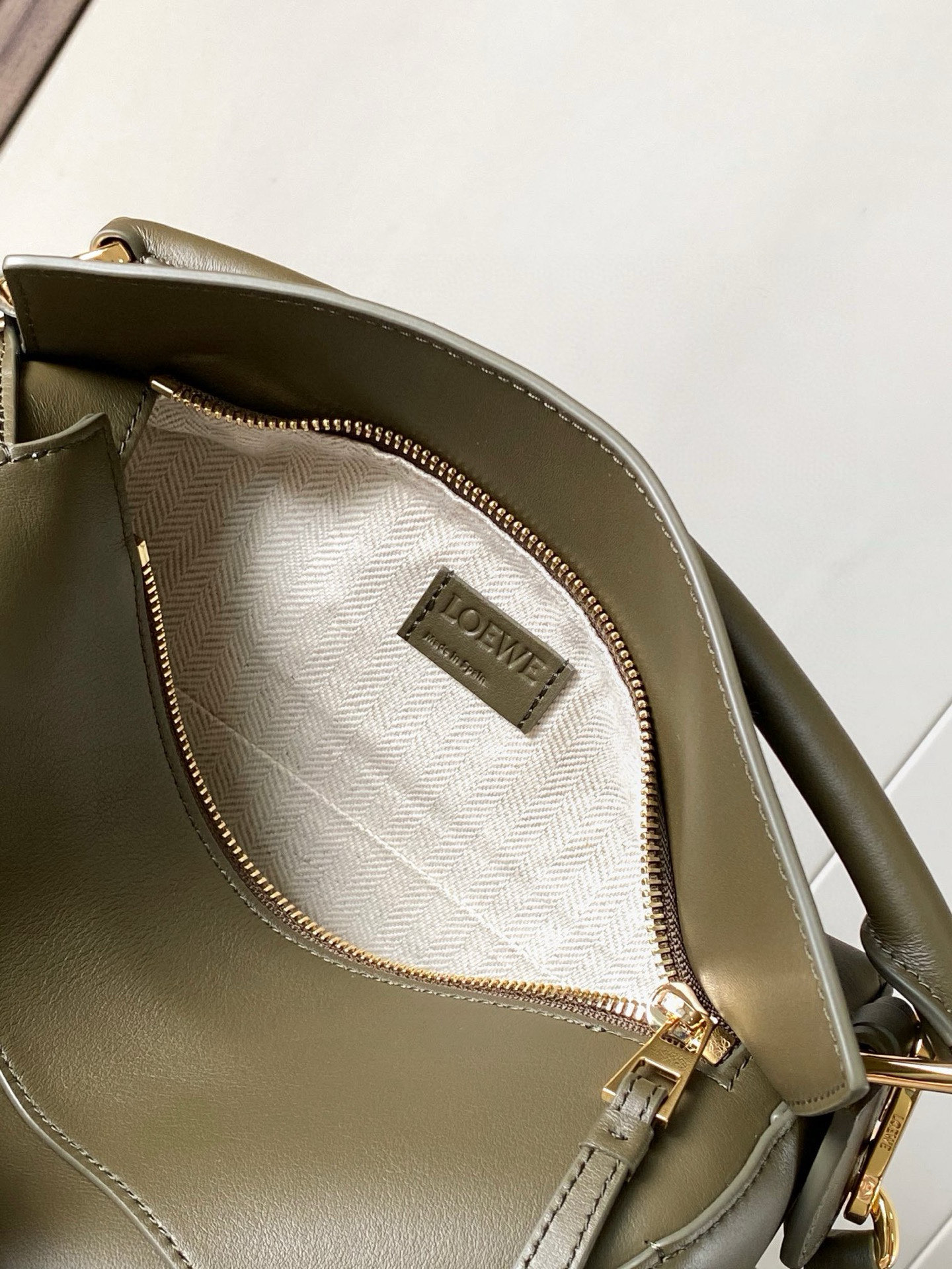 Loewe Puzzle Small Bag, Nappa Calfskin Leather, 24cm - Geometric Design 8 i1751099004419 4028 0 7