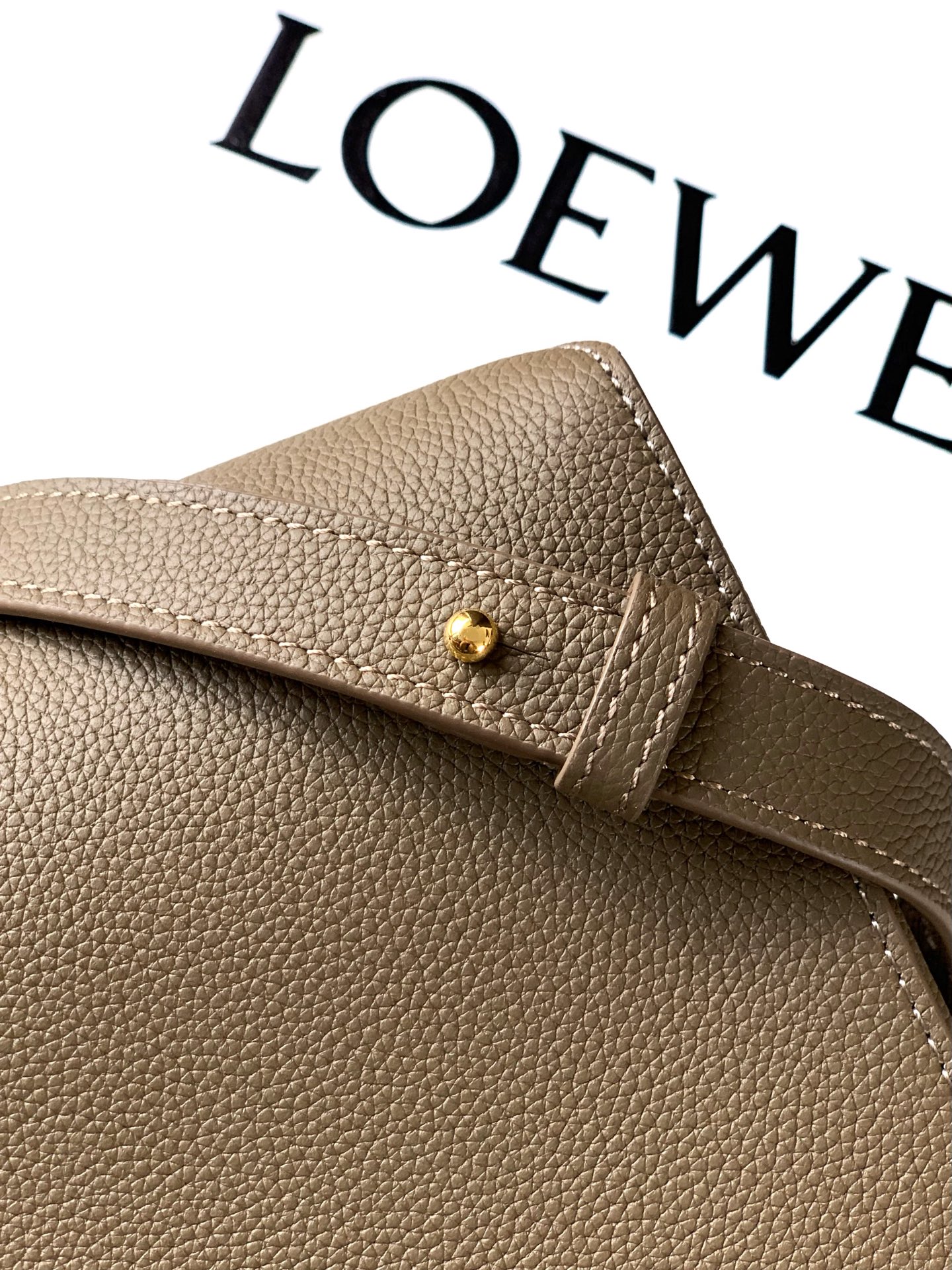 Loewe Puzzle Small Bag, Geometric Design, Nappa Calfskin Leather, 24 cm 8 i1751954860771 4664 0 6