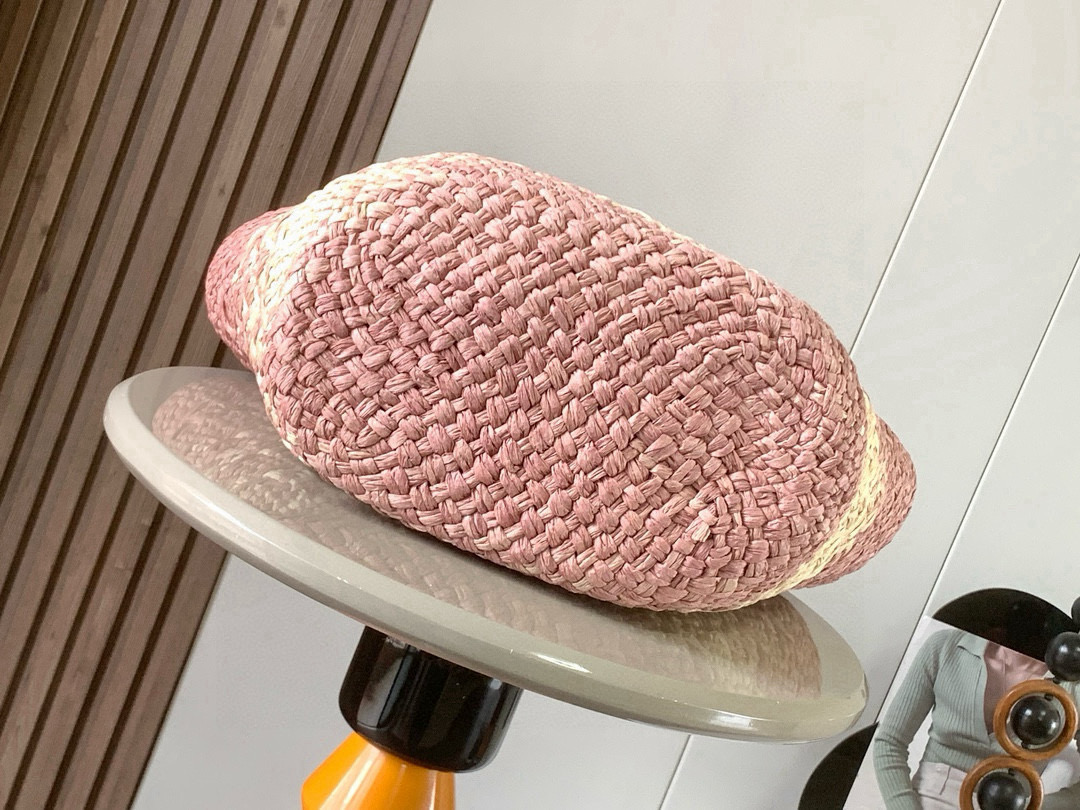 Hand-Woven Iraka Palm Fibre Basket Bag with Cow Leather Details - 图片 3