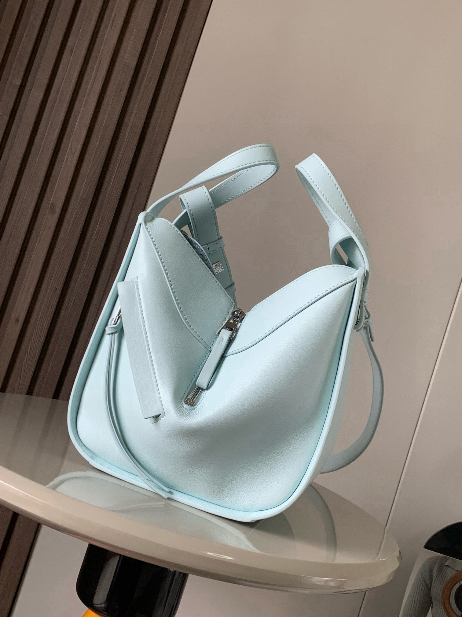 Givenchy 特价吊床包20CM新尺寸 bag吊床包疯狂翻牌 太 了