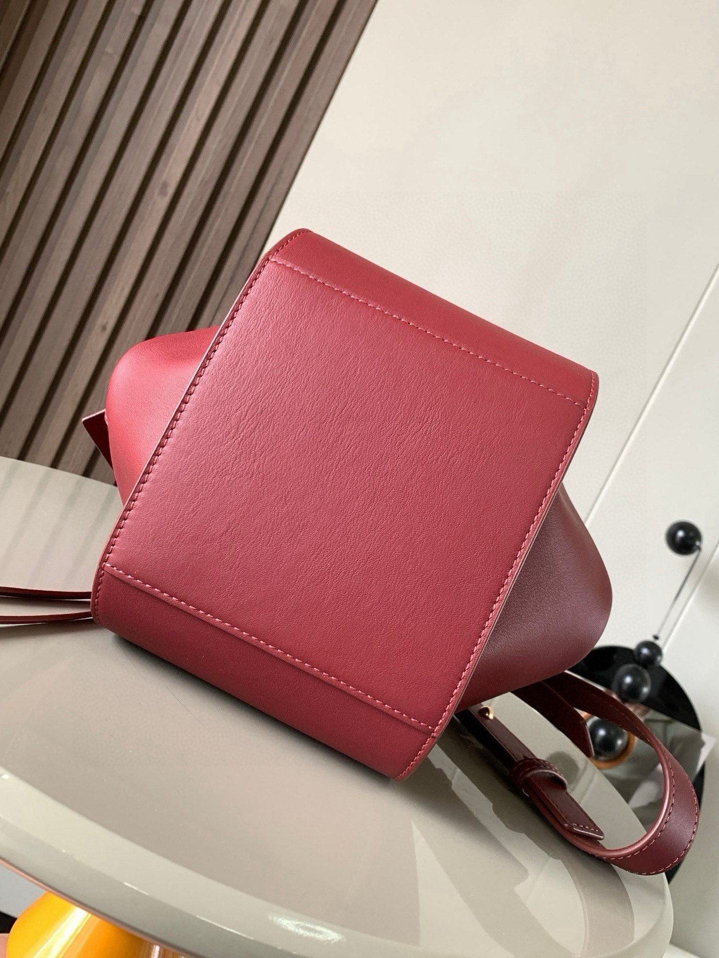 Loewe 特价吊床包20CM新尺寸 bag吊床包疯狂翻牌 太 了