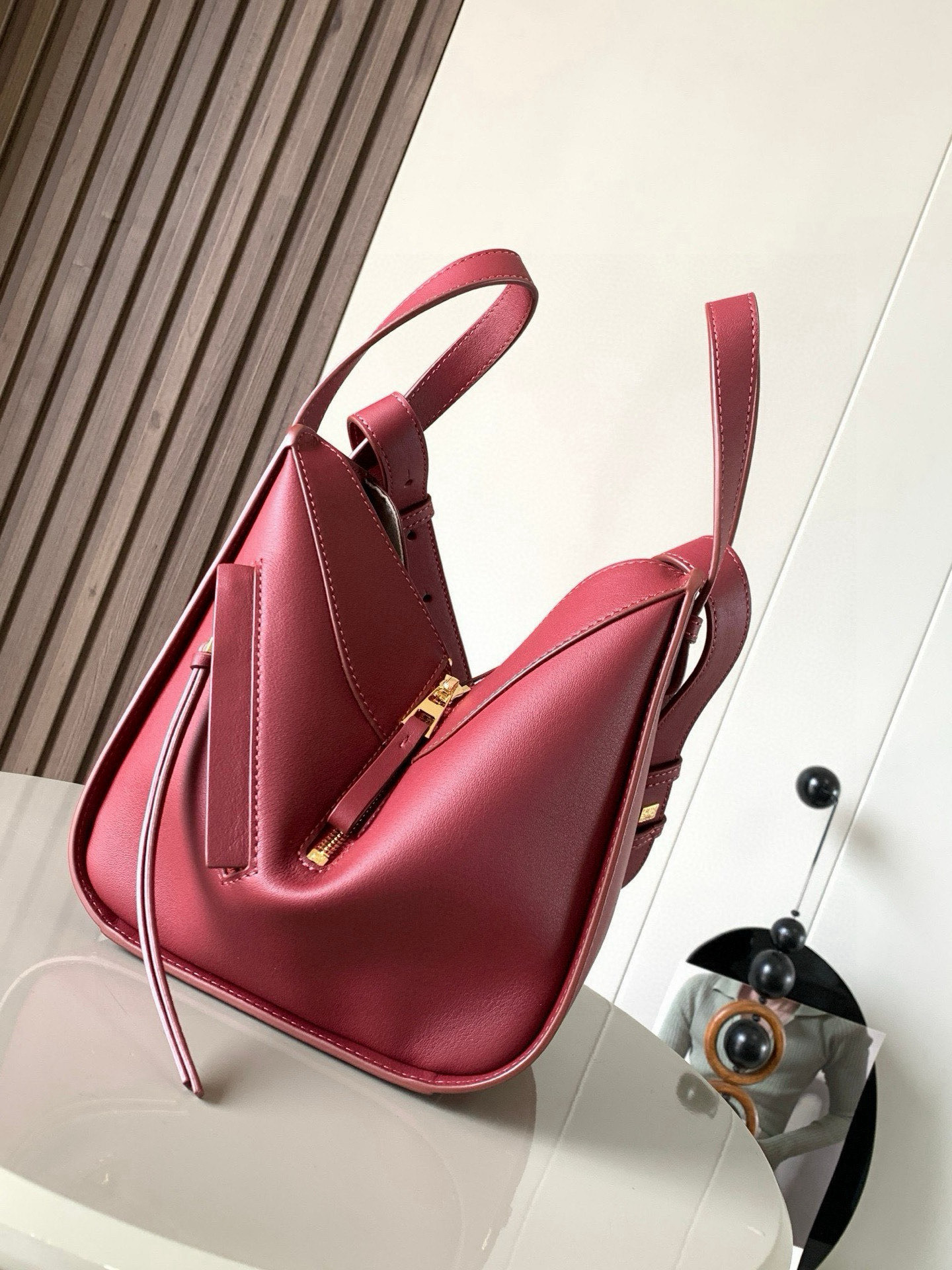 Loewe 特价吊床包20CM新尺寸 bag吊床包疯狂翻牌 太 了