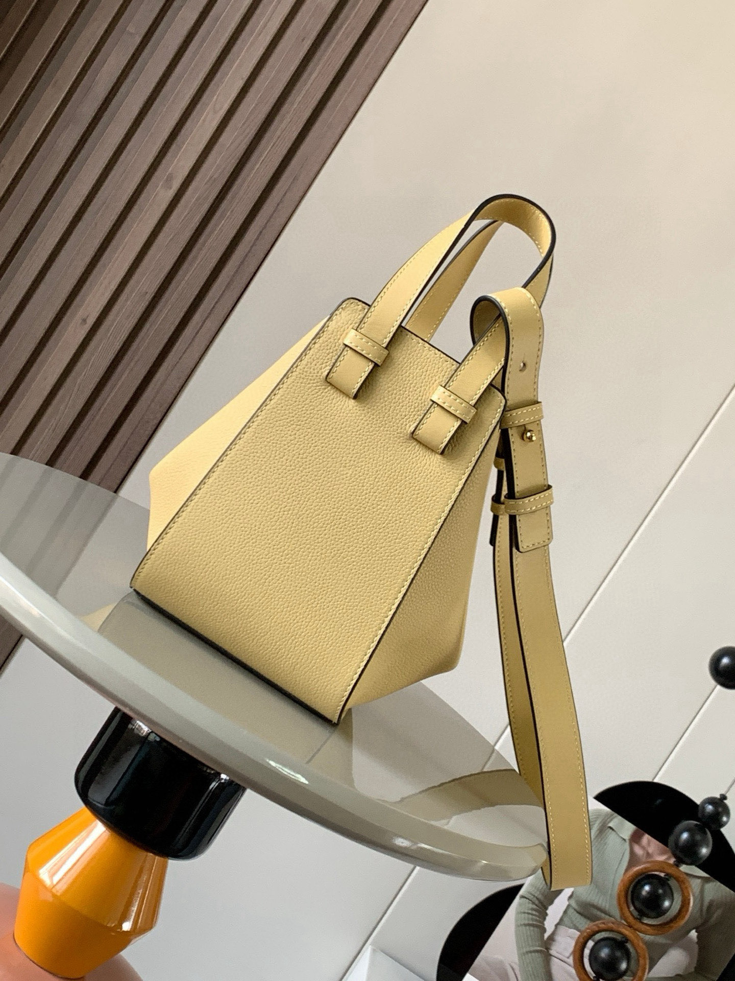 Loewe 特价吊床包20CM新尺寸 bag吊床包疯狂翻牌 太 了