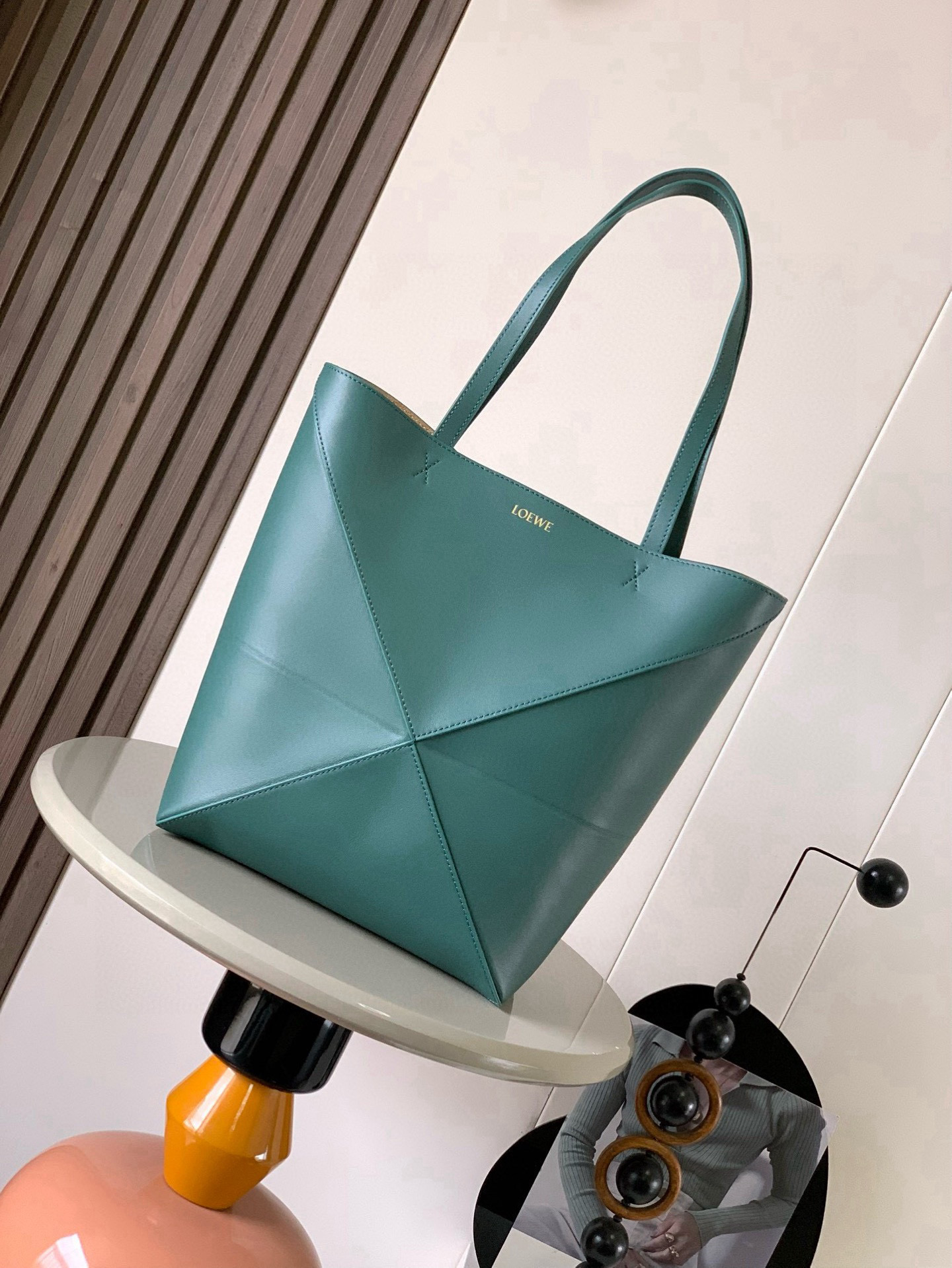 Loewe 中号31cm亮面牛皮革 puzzle