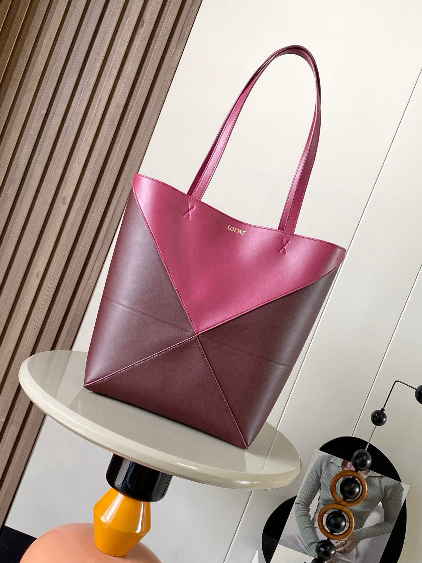 Loewe 中号31cm亮面牛皮革 puzzle
