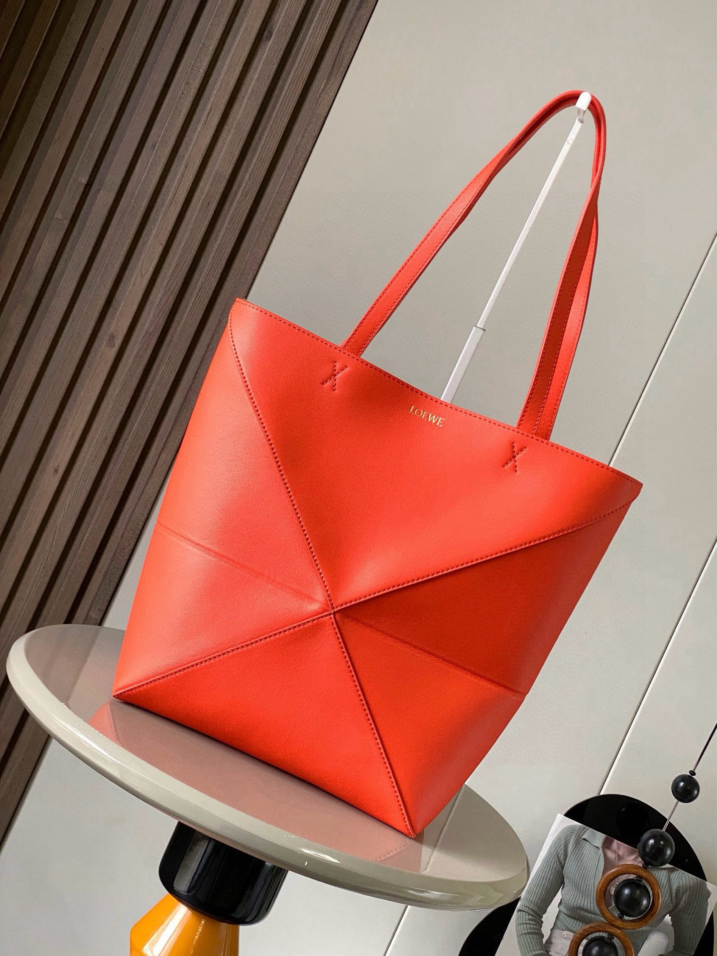Loewe 中号31cm亮面牛皮革 puzzle