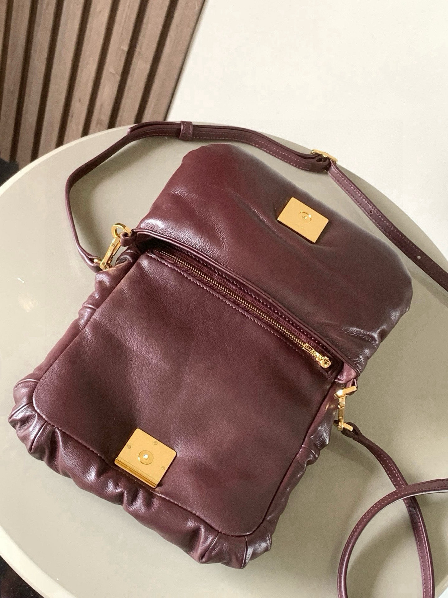 Loewe 迷你闪亮纳帕羊皮革 Puffer