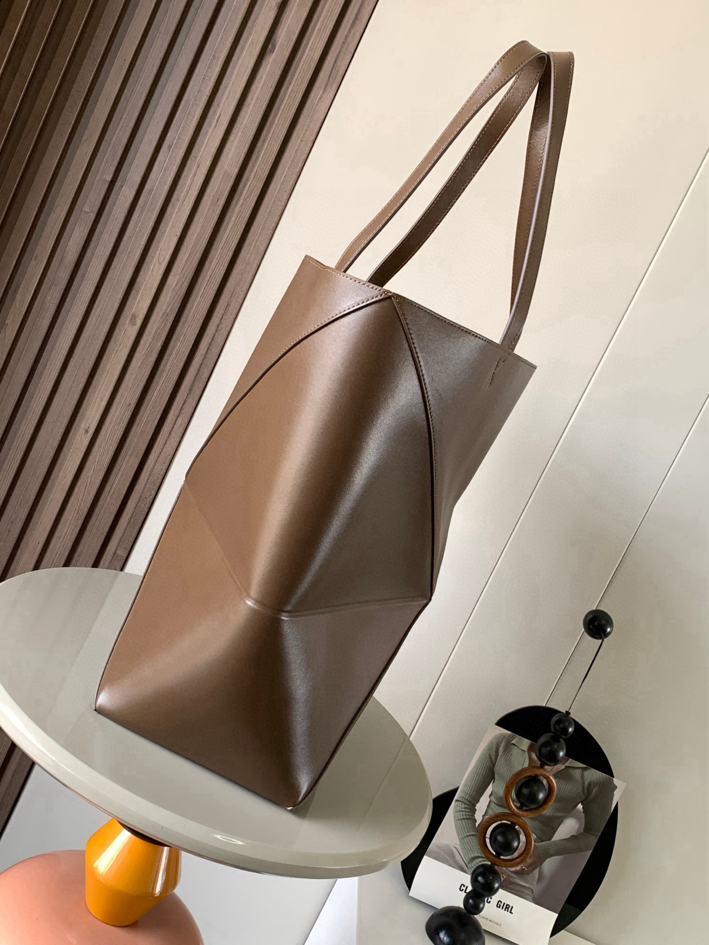 Loewe 大号42cm亮面牛皮革购物袋 puzzle