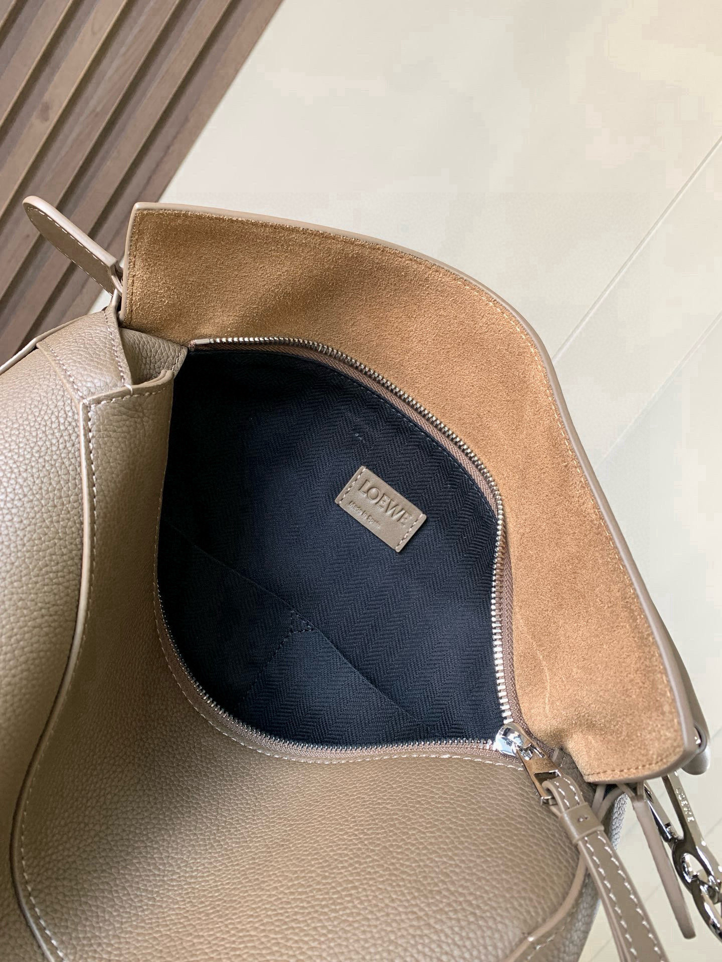 Loewe 新版本几何包29CM Puzzle手袋～