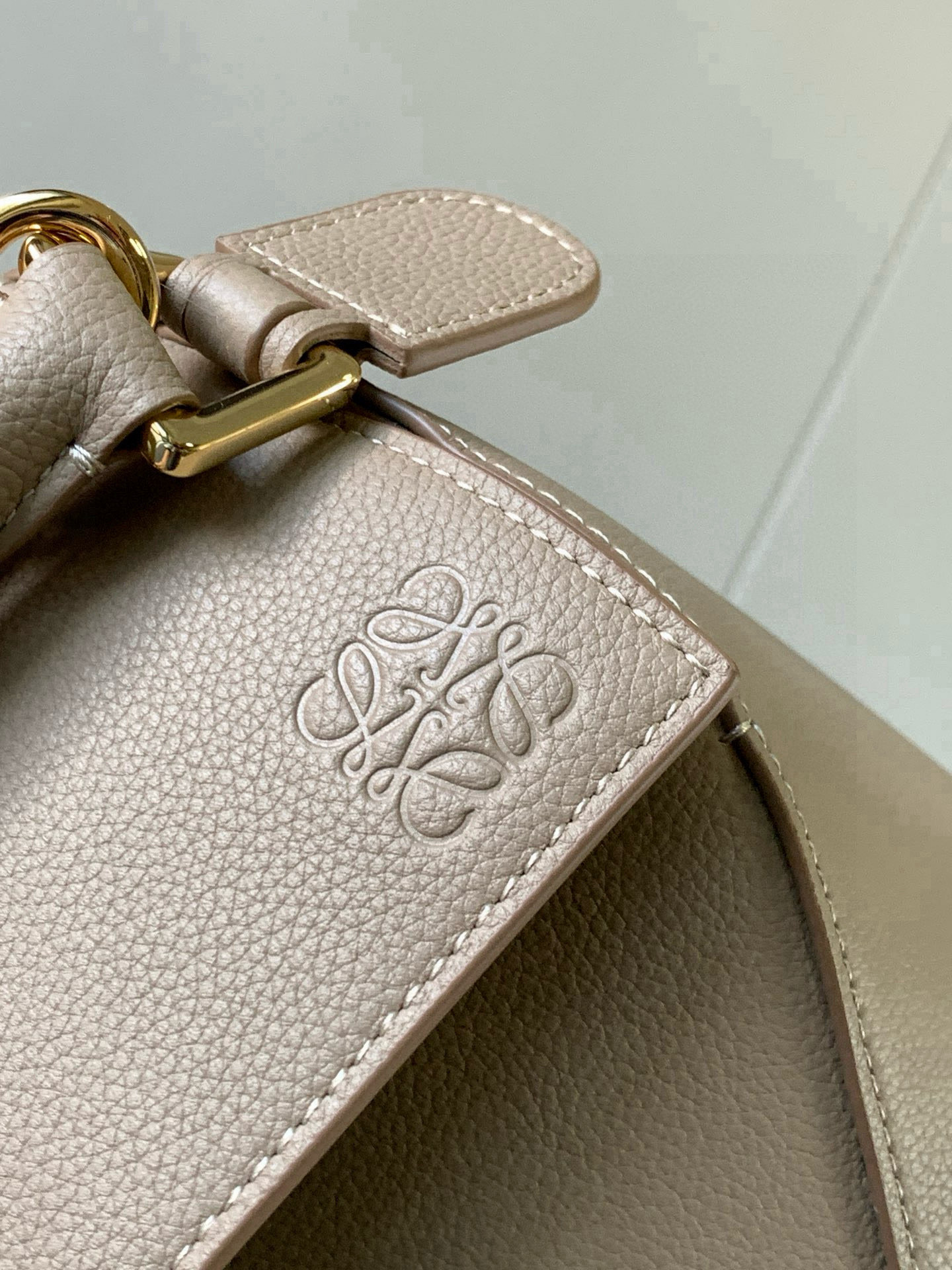 Loewe 新版本几何包29CM Puzzle手袋～