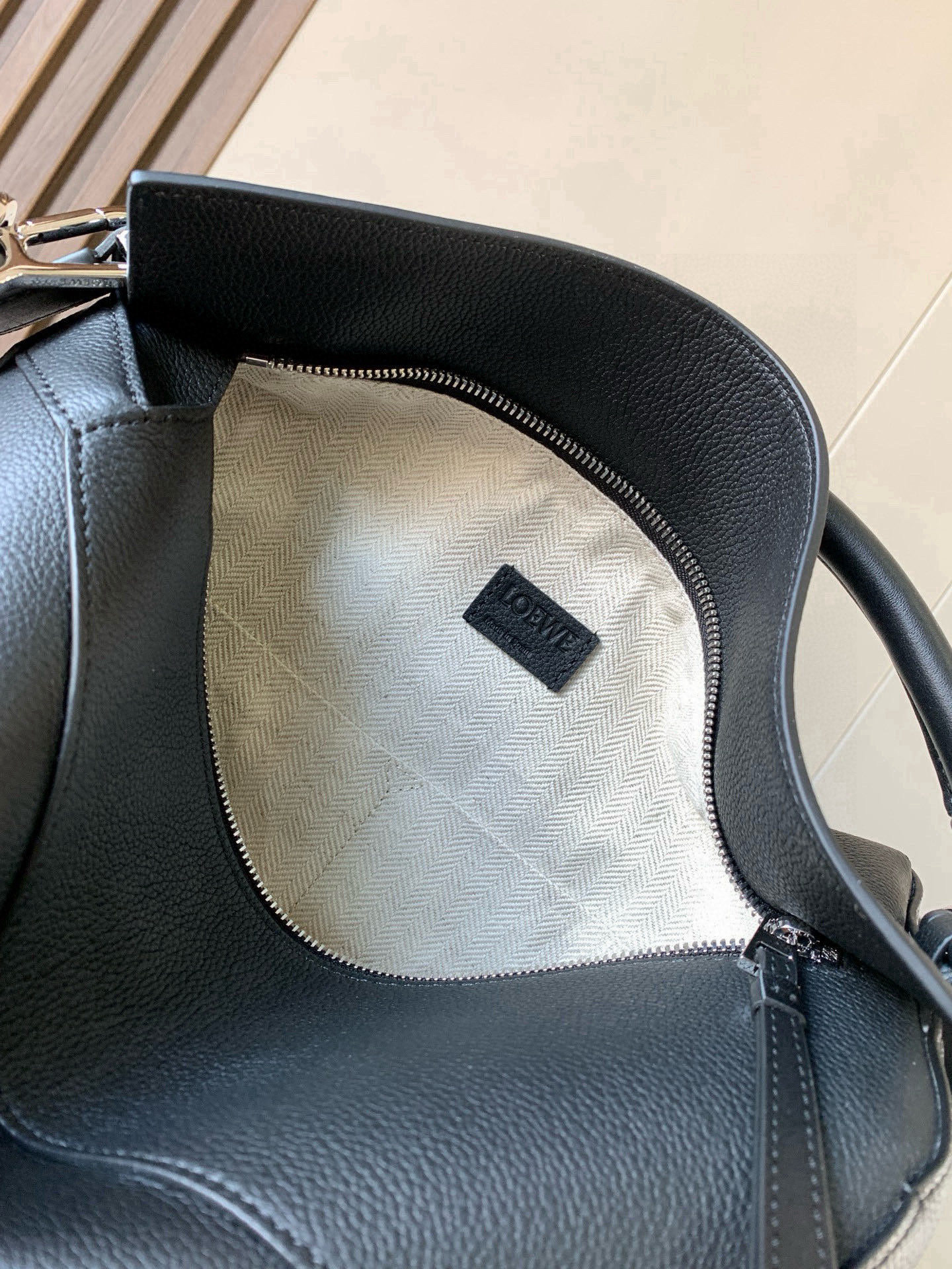 Loewe 新版本几何包29CM Puzzle手袋～