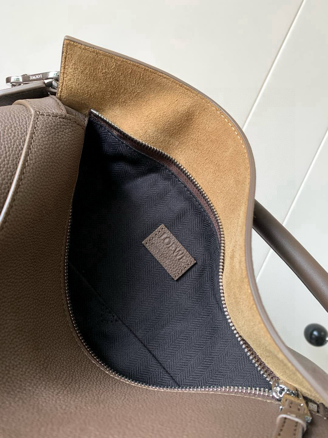 Loewe 新版本几何包29CM Puzzle手袋～
