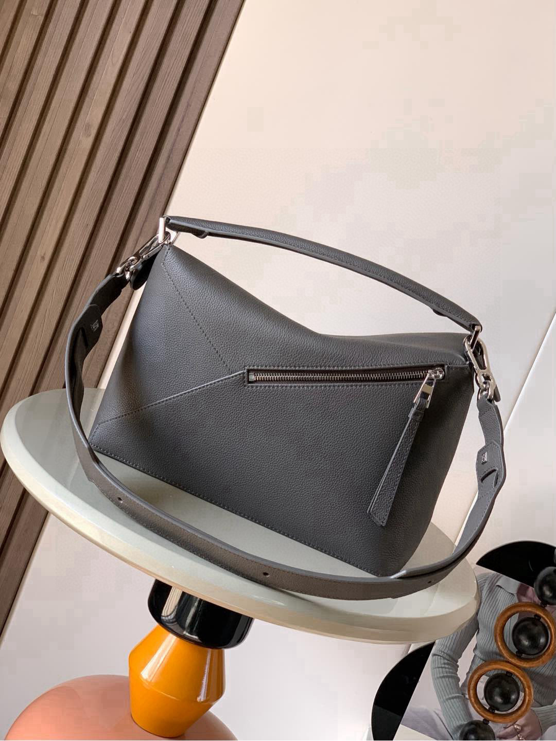 Loewe 新版本几何包29CM Puzzle手袋～