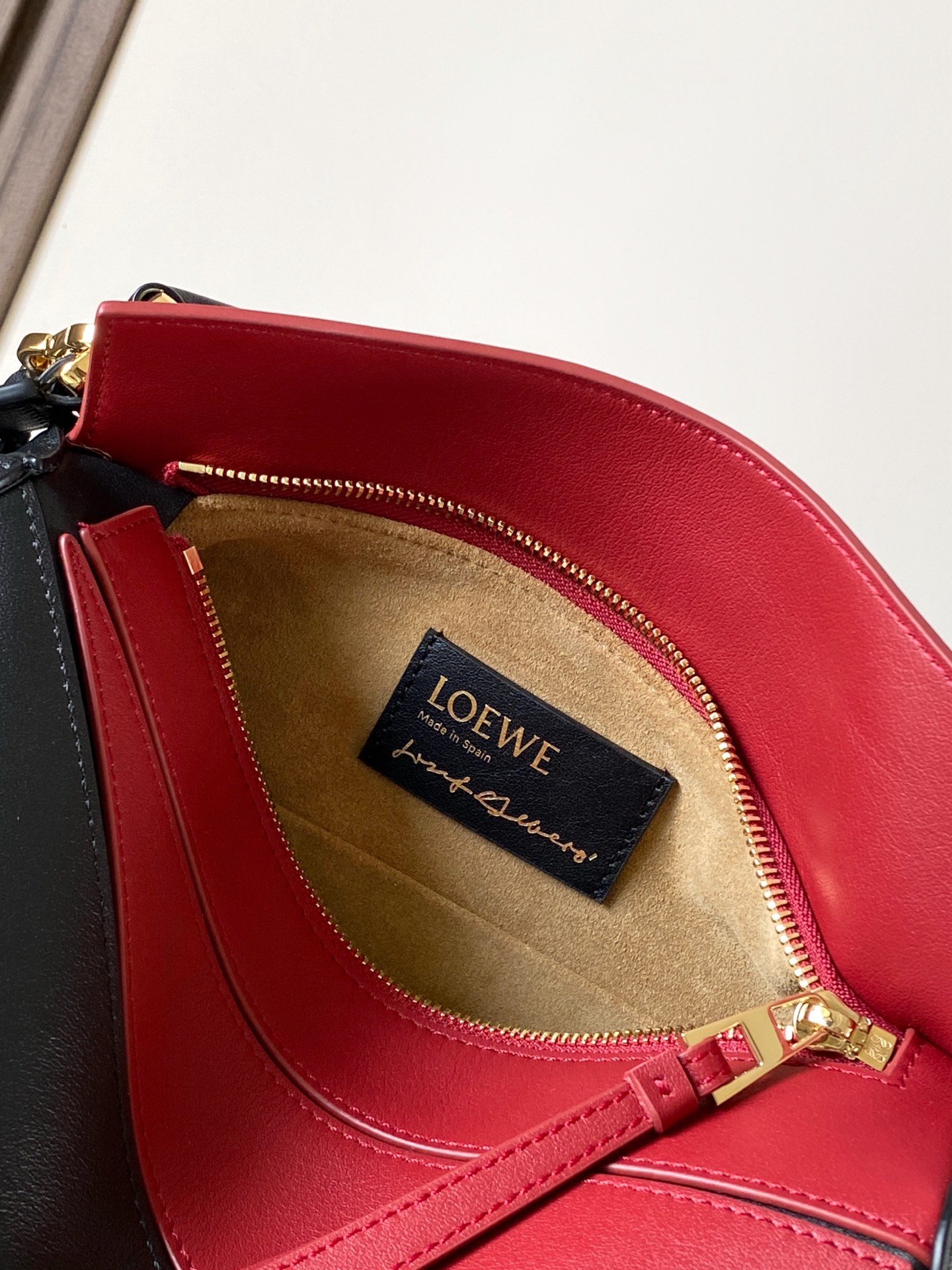 Loewe 新款小号纳帕牛皮革 Puzzle手袋