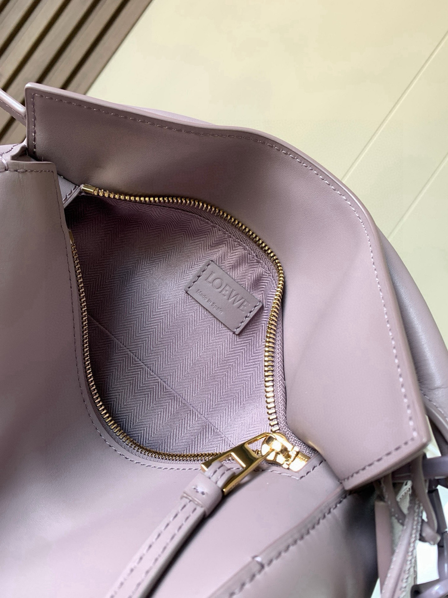 Loewe 陶瓷小兔款 几何包24cm Puzzle手袋