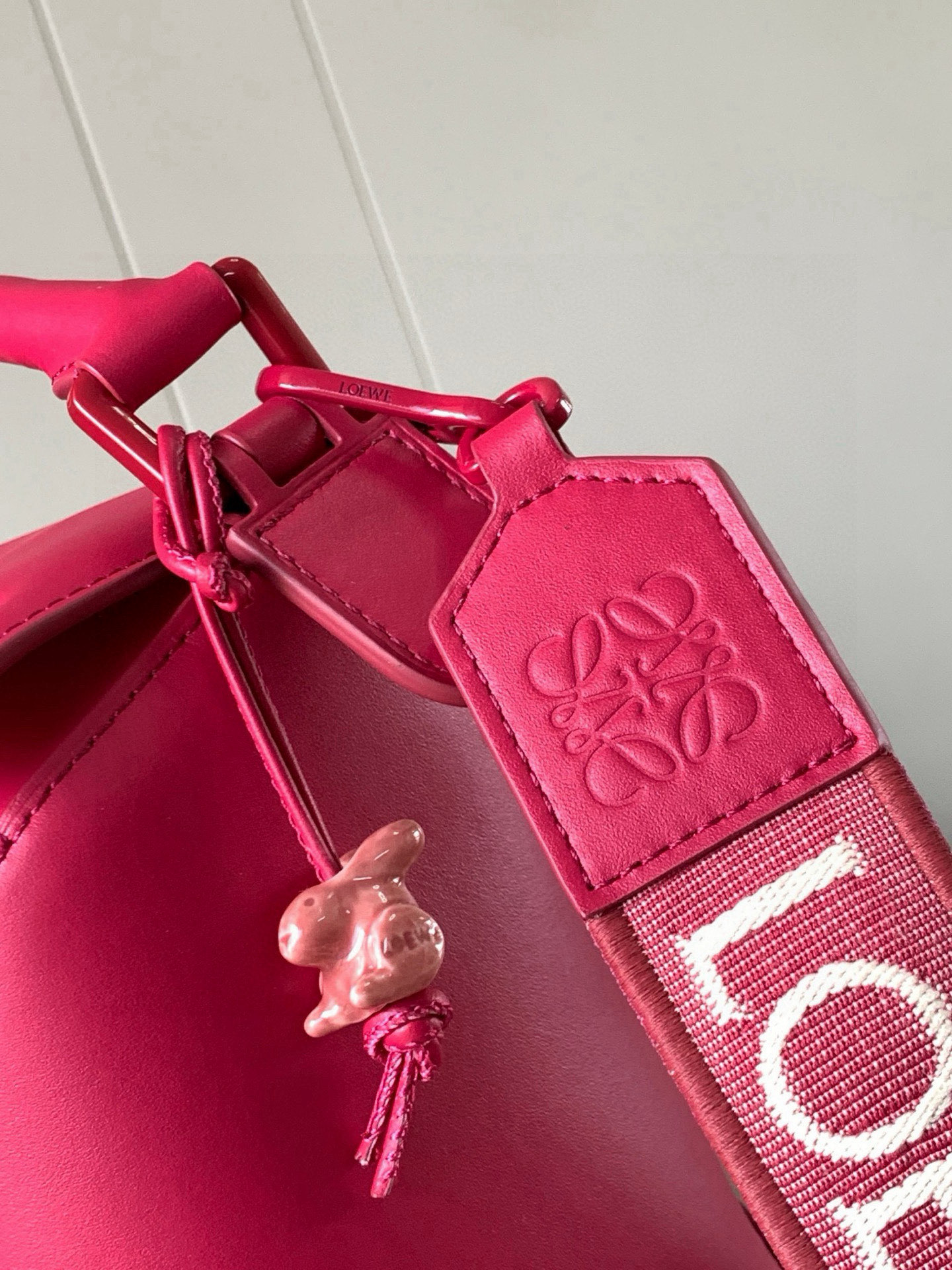 Loewe 陶瓷小兔款 几何包24cm Puzzle手袋