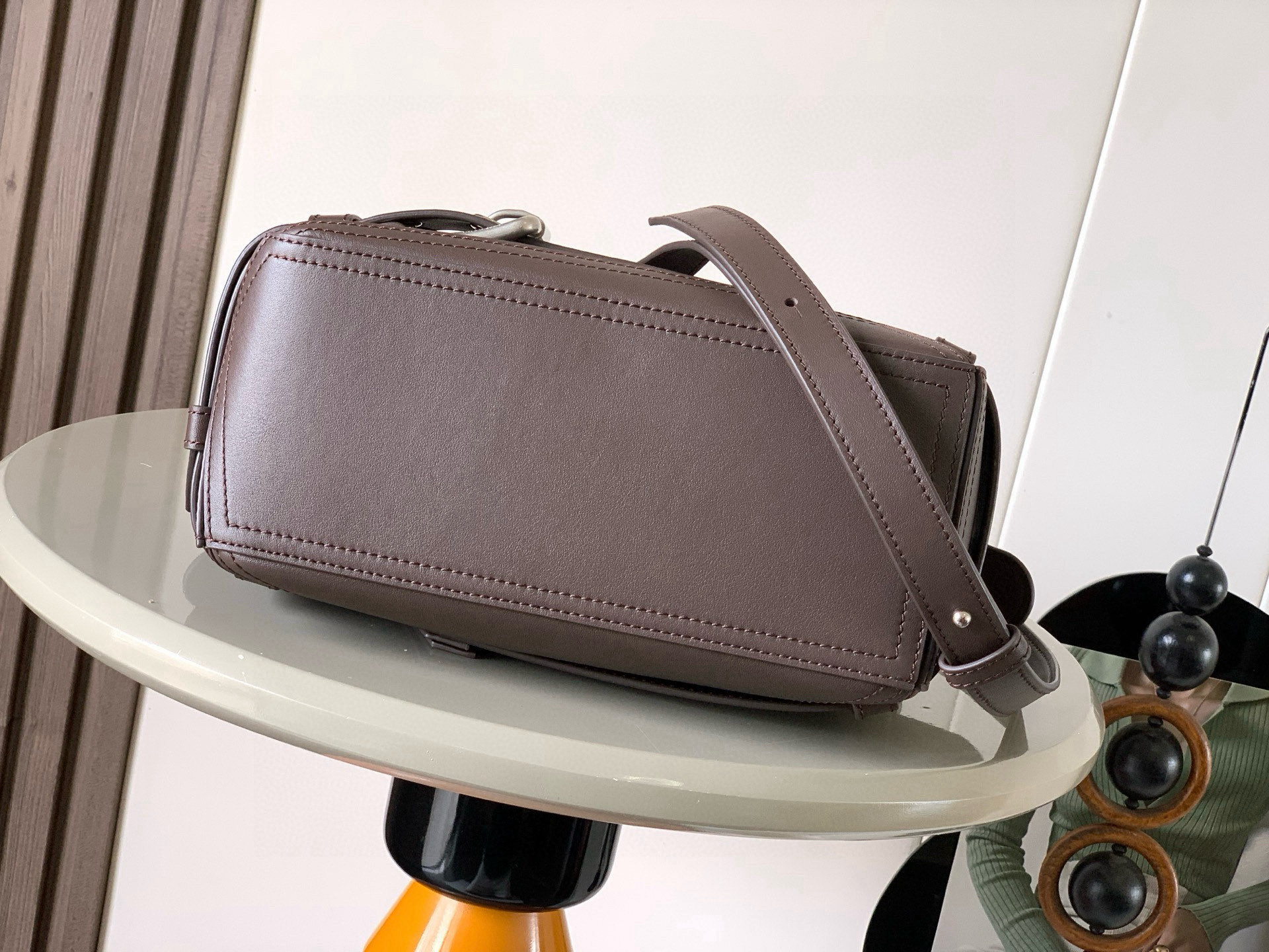 Loewe 小号亮面牛皮革 Puzzle Biker