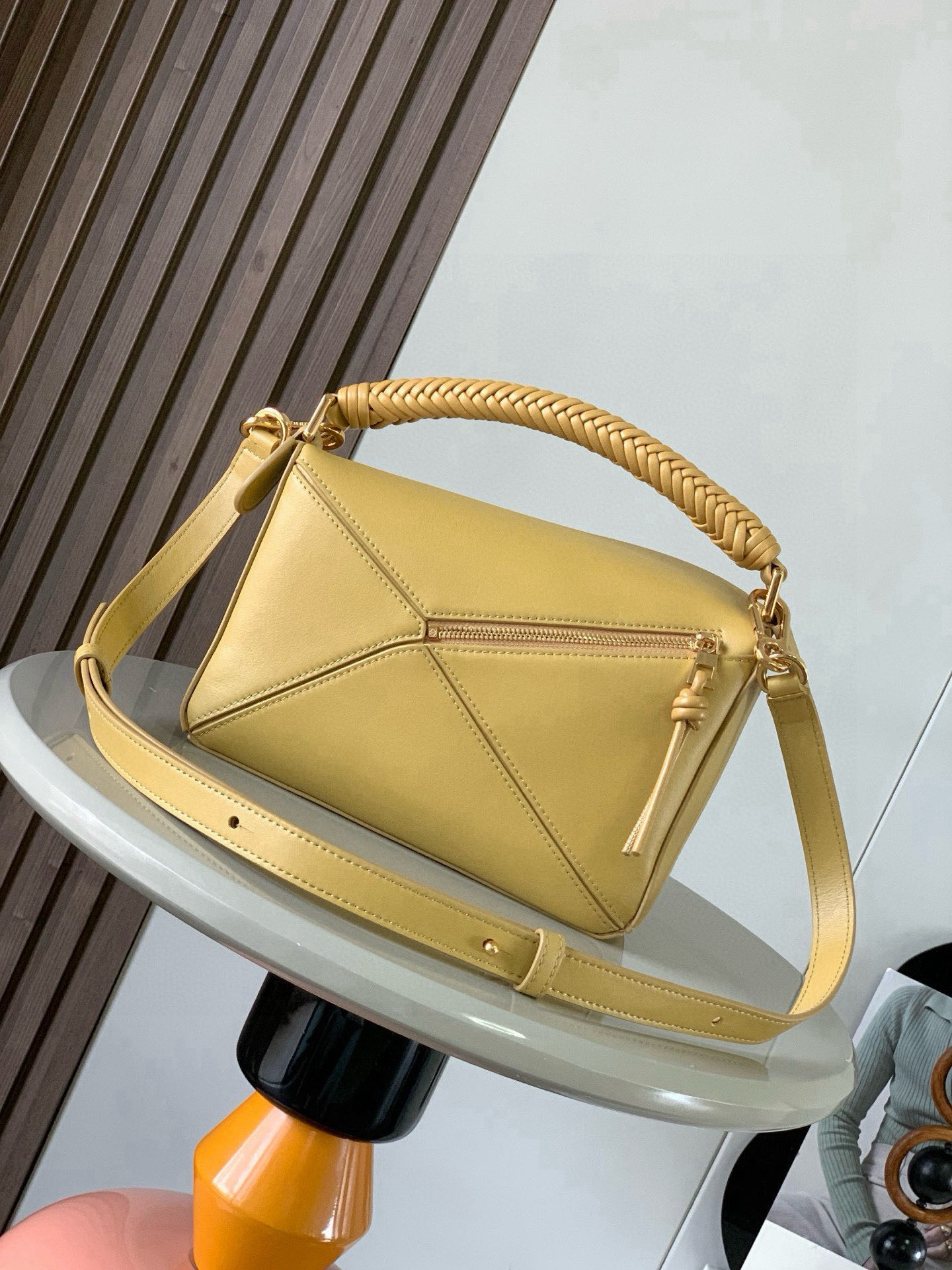 Loewe 新款 小号柔软牛皮革Puzzle
