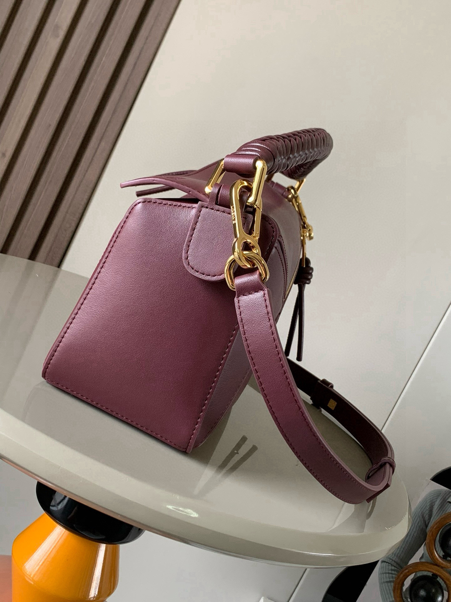 Loewe 新款 小号柔软牛皮革Puzzle