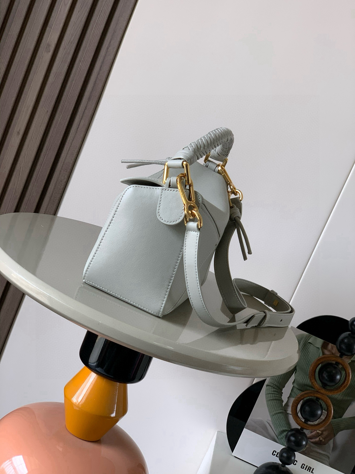 Loewe 新款 小号柔软牛皮革Puzzle