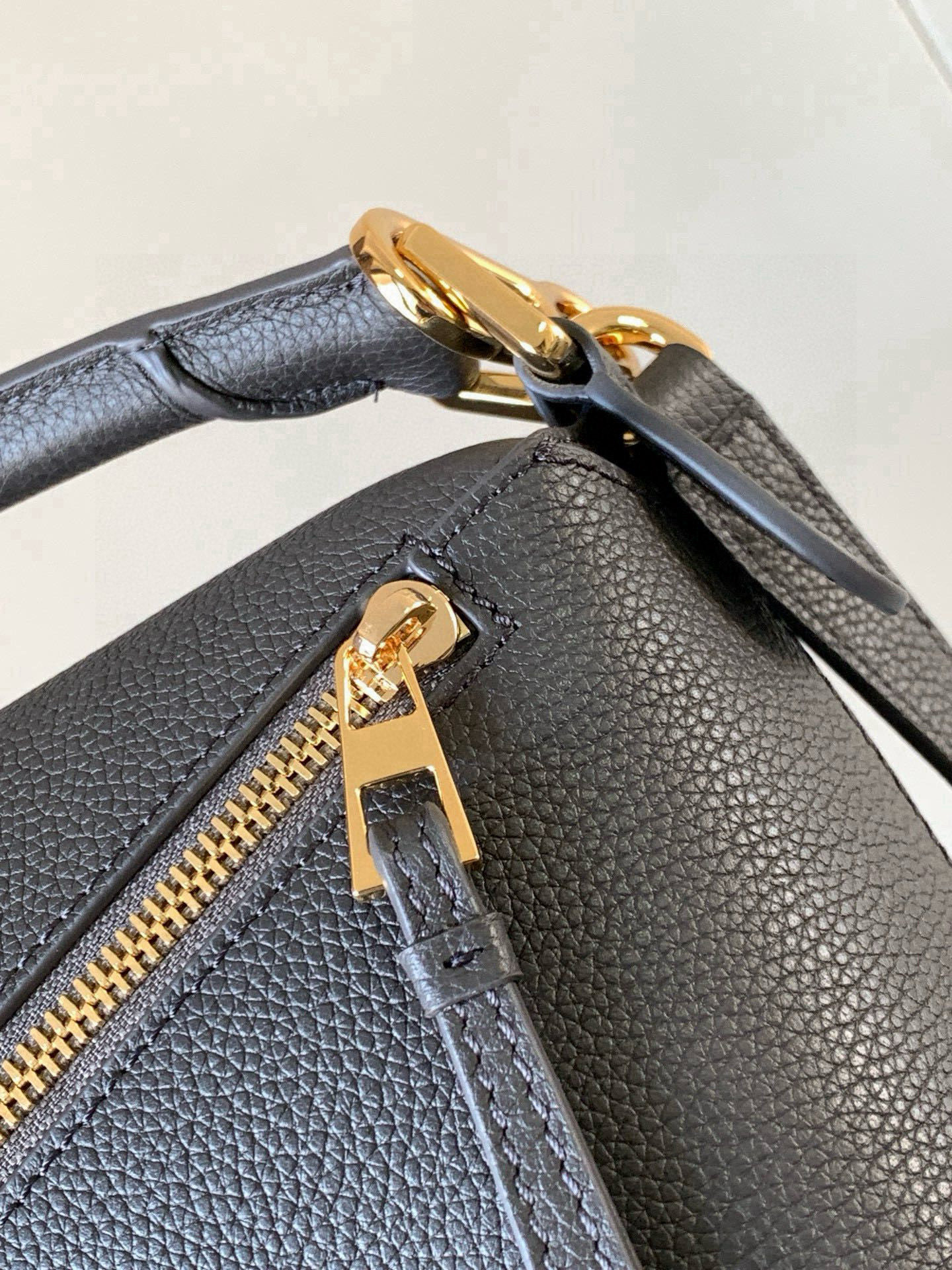 Loewe 新版本几何包小号24cm Puzzle手袋