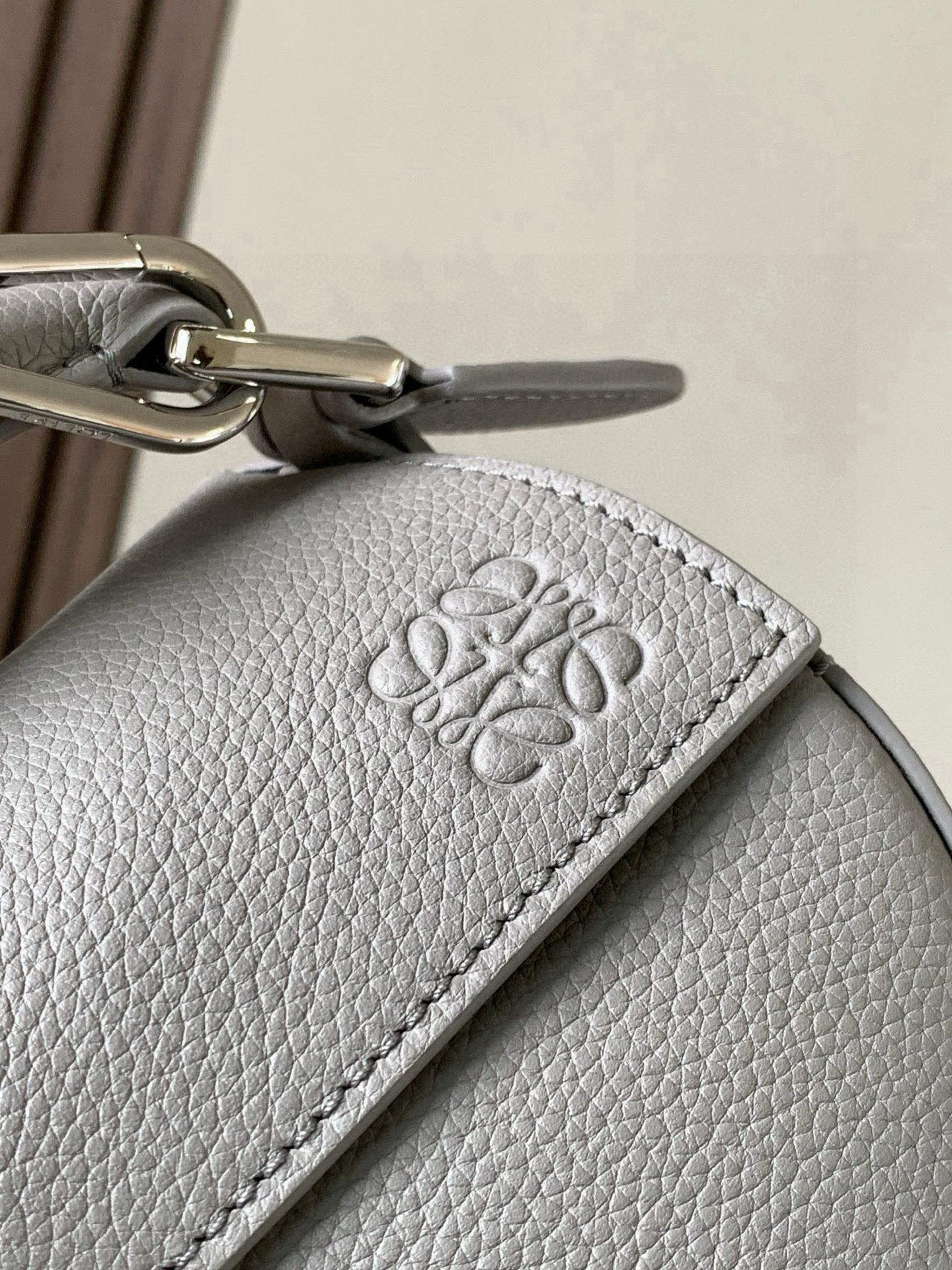 Loewe 新版本几何包小号24cm Puzzle手袋