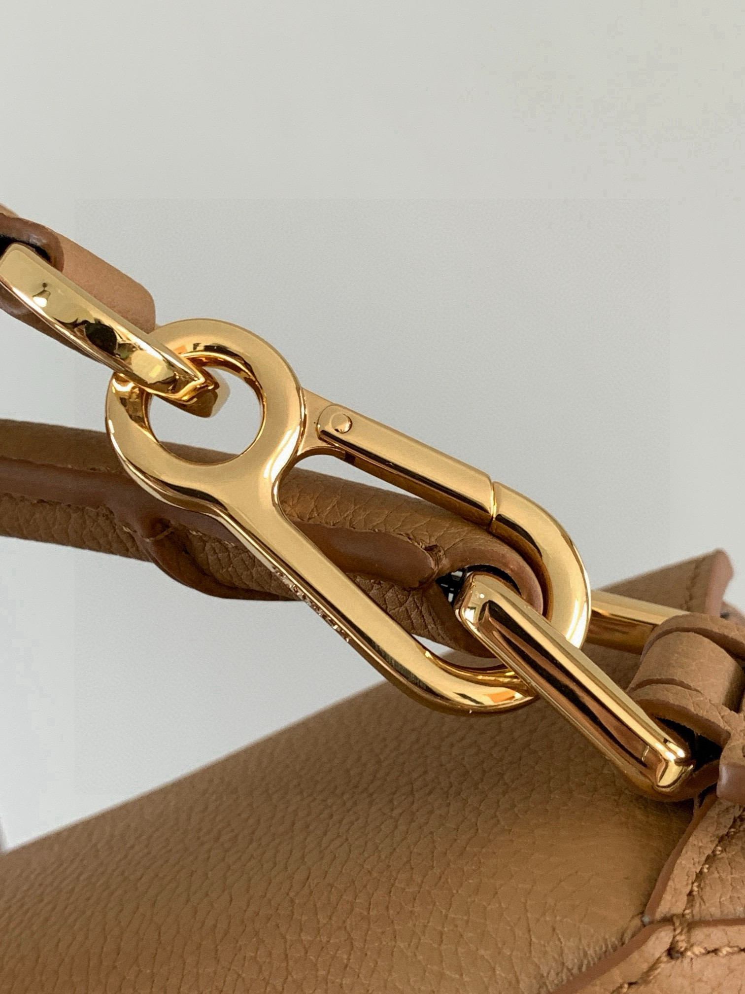 Loewe 新版本几何包小号24cm Puzzle手袋