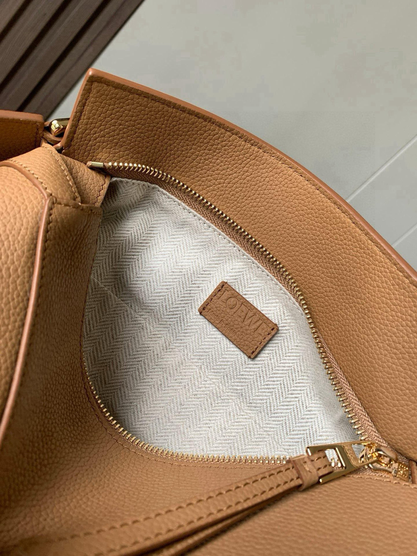 Loewe 新版本几何包小号24cm Puzzle手袋