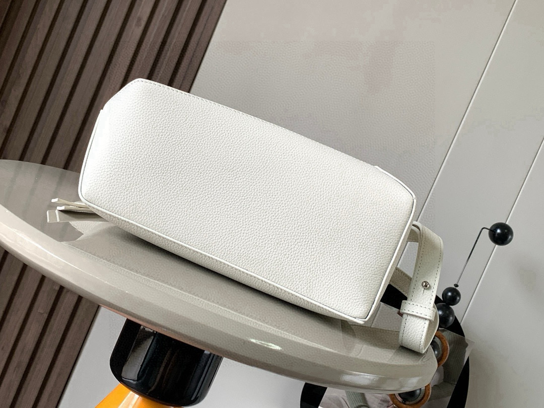 Loewe 新版本几何包小号24cm Puzzle手袋