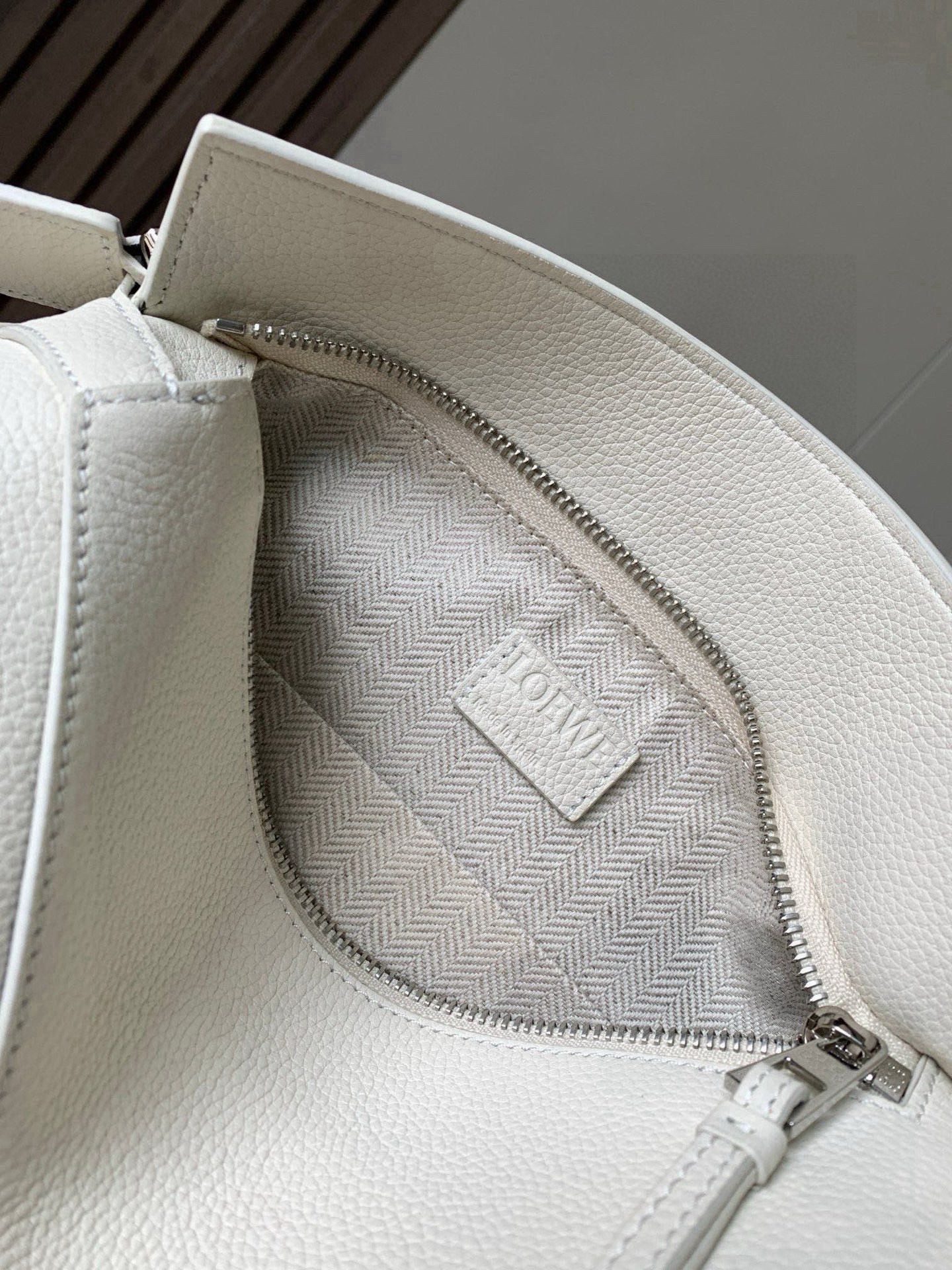 Loewe 新版本几何包小号24cm Puzzle手袋