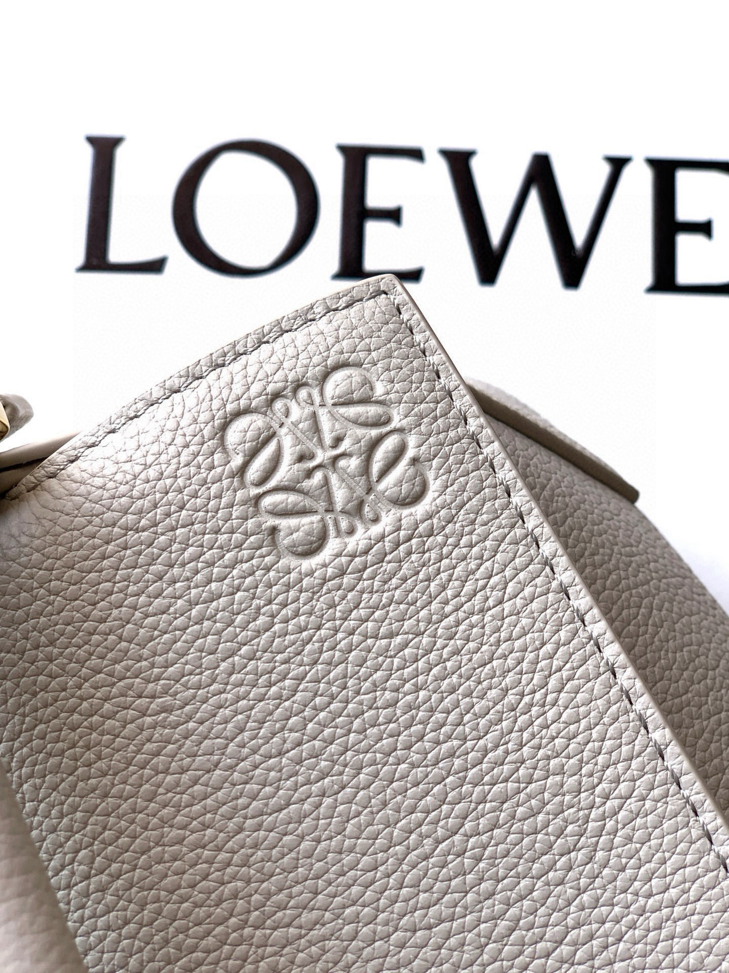 Loewe 新版本几何包小号24cm Puzzle手袋