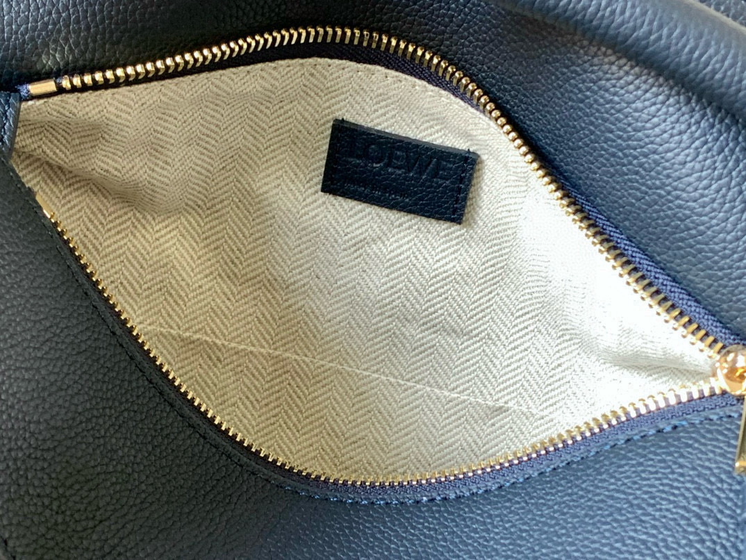Loewe 新版本几何包小号24cm Puzzle手袋