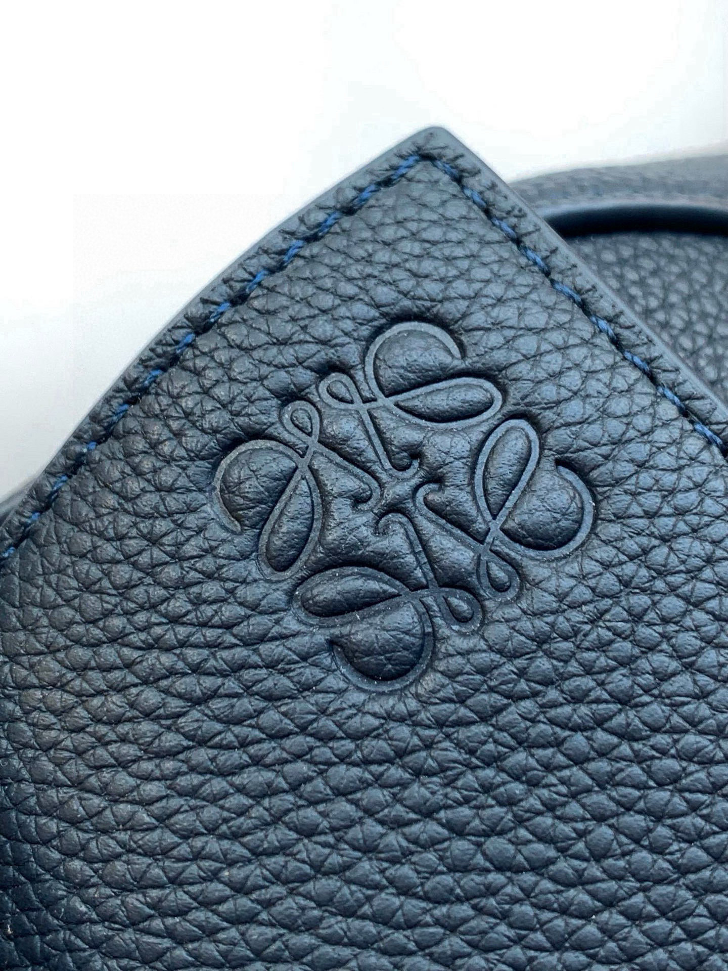 Loewe 新版本几何包小号24cm Puzzle手袋