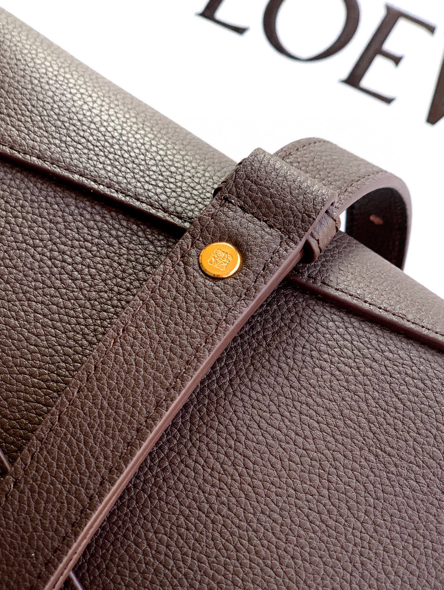 Loewe 新版本几何包小号24cm Puzzle手袋
