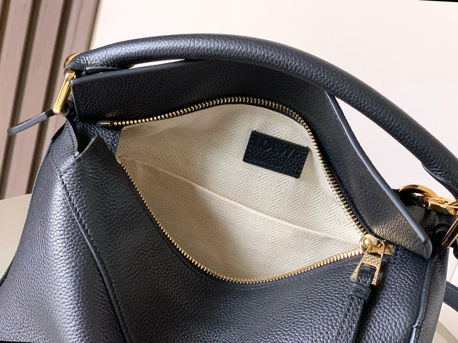 Loewe 新版本几何包小号24cm Puzzle手袋