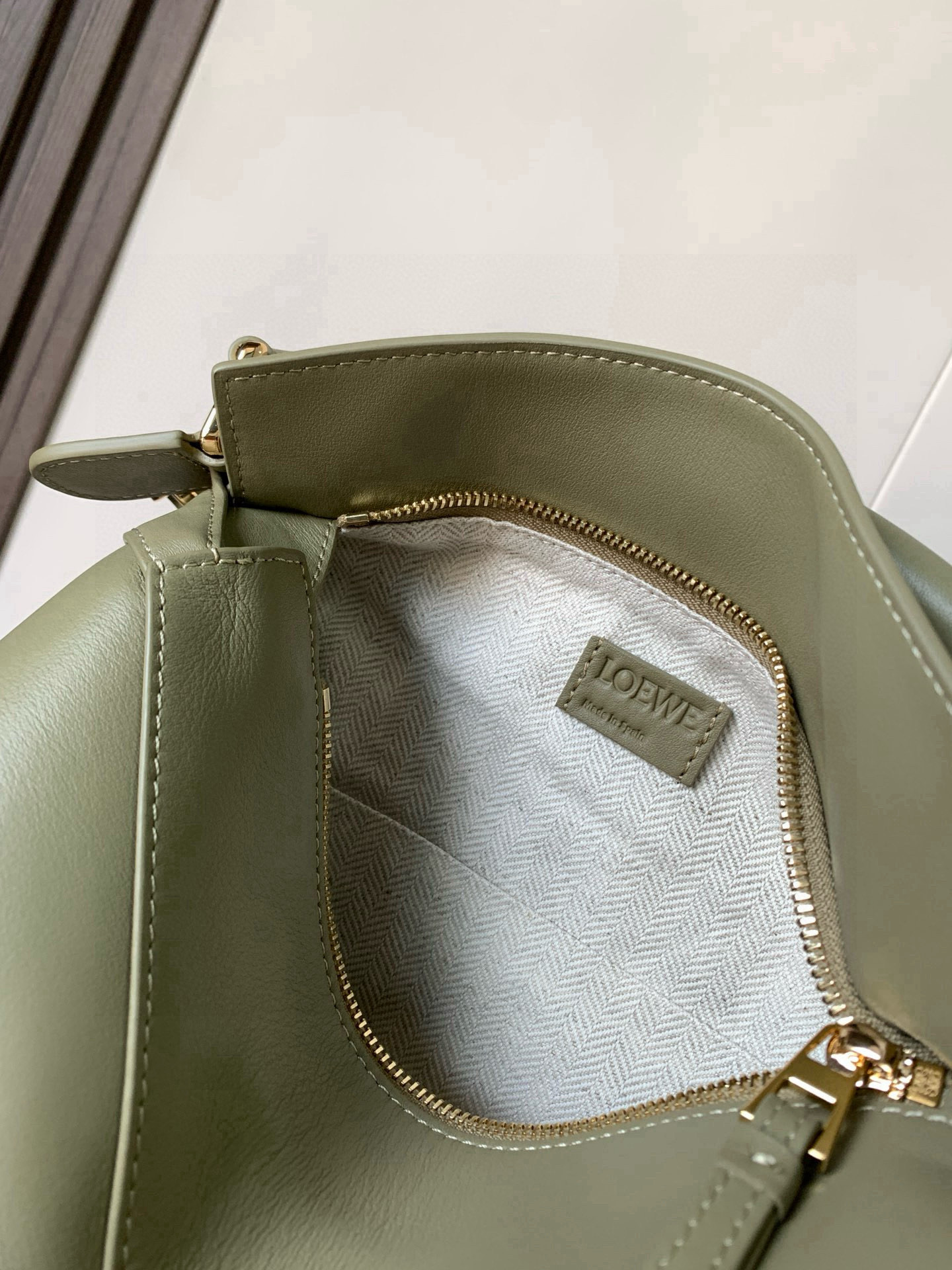Loewe 新版本几何包小号24CM Puzzle手袋