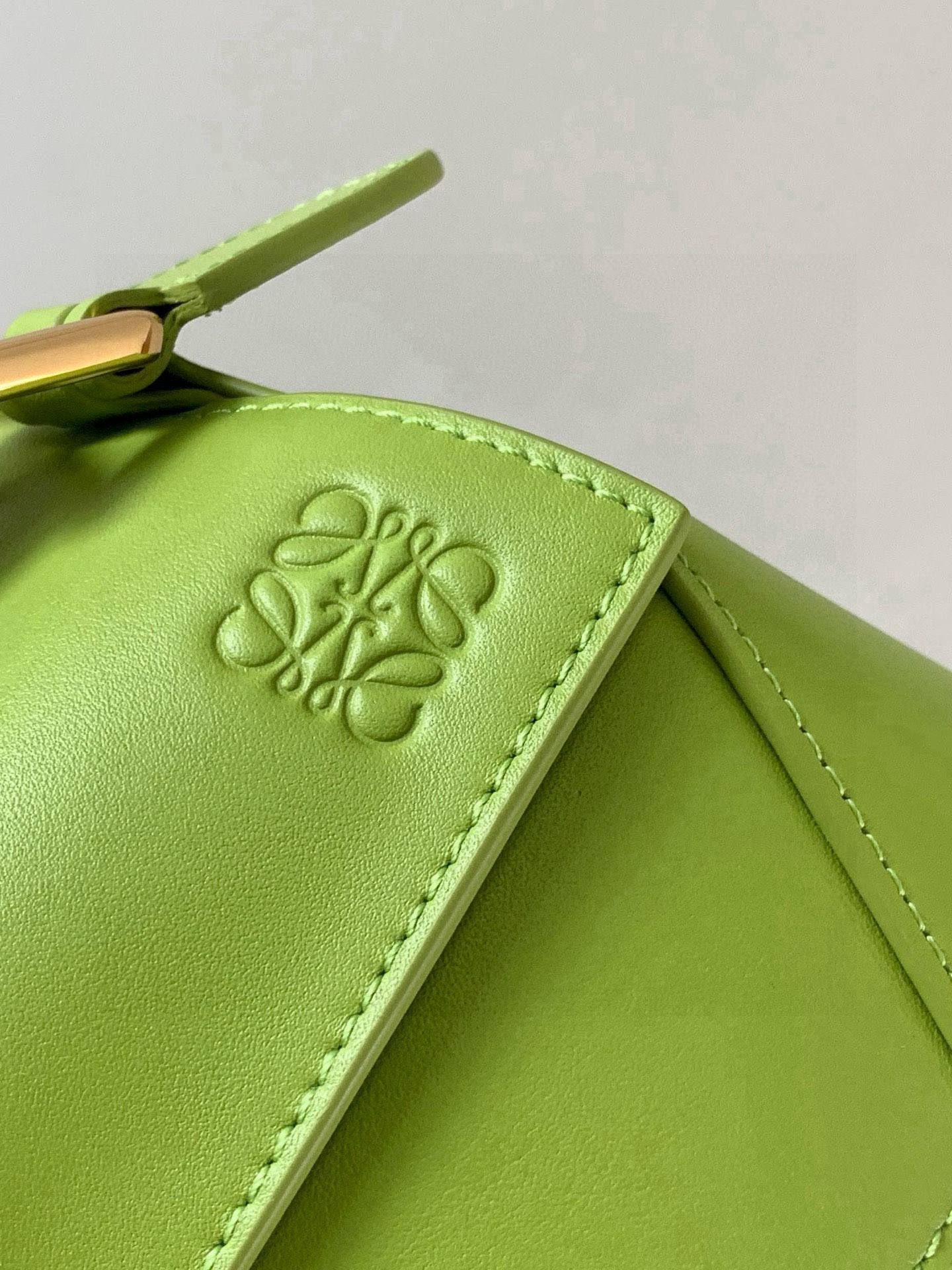 Loewe 新版本几何包小号24CM Puzzle手袋