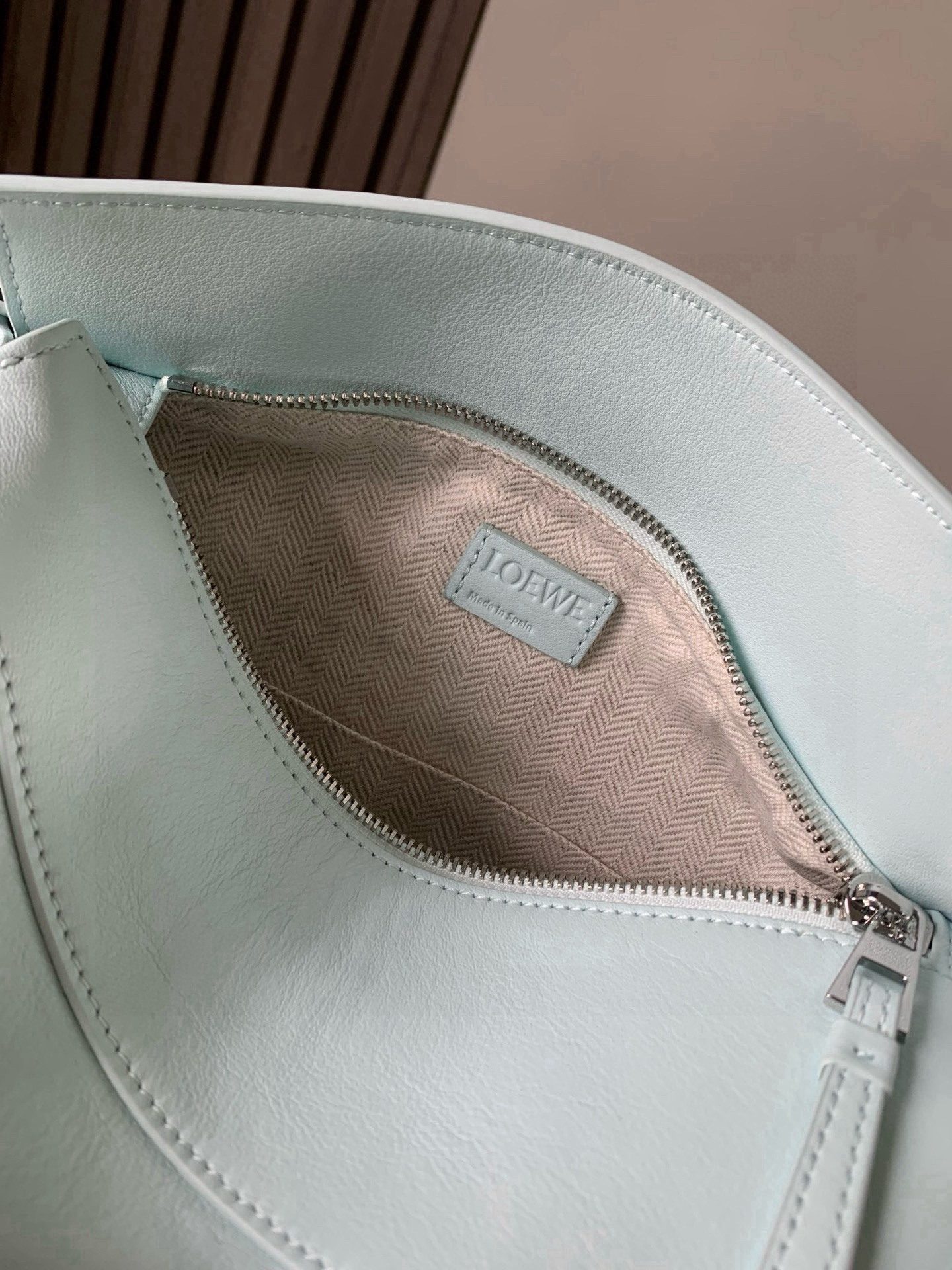 Loewe 新版本几何包小号24CM Puzzle手袋