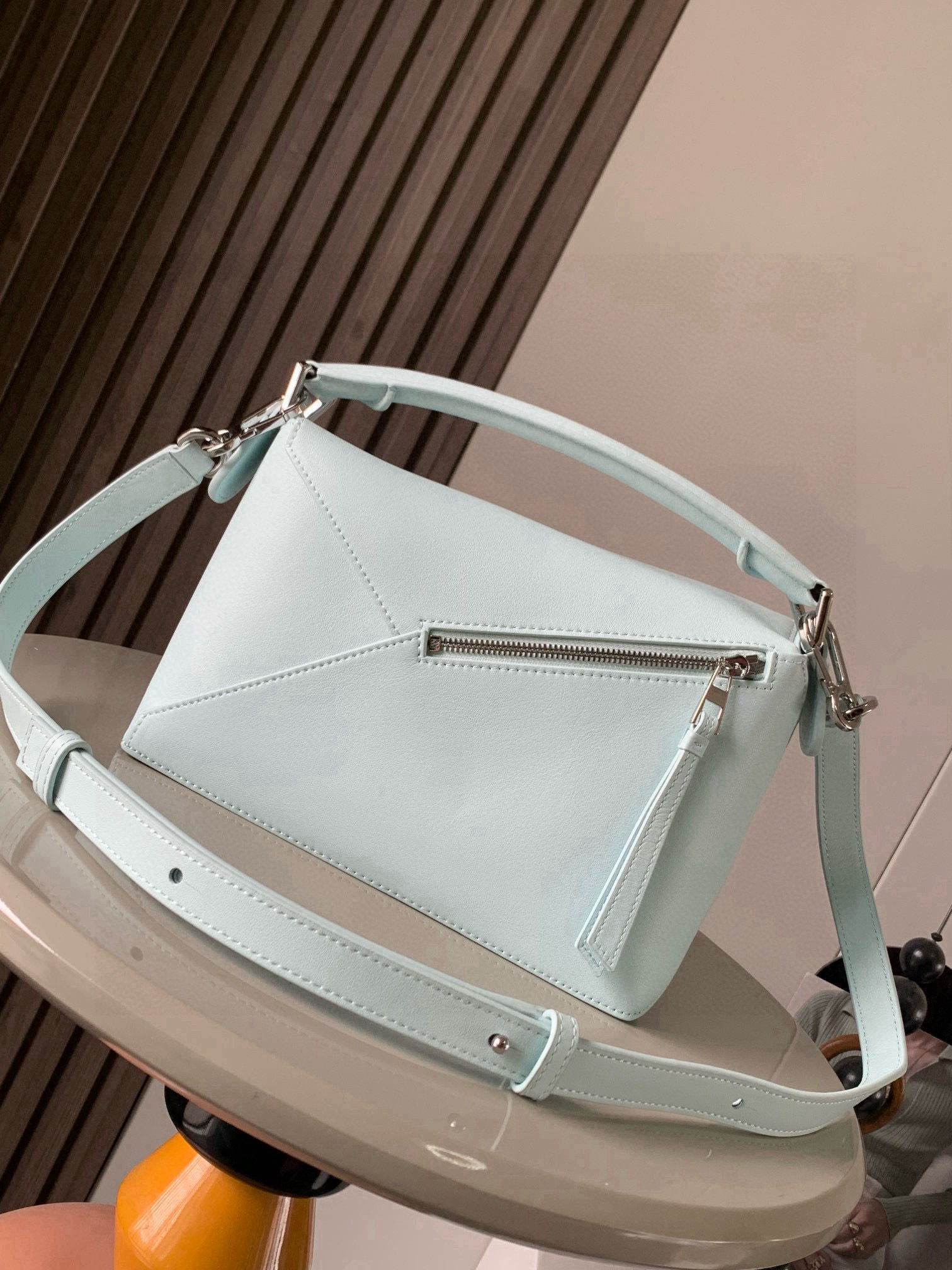 Loewe 新版本几何包小号24CM Puzzle手袋