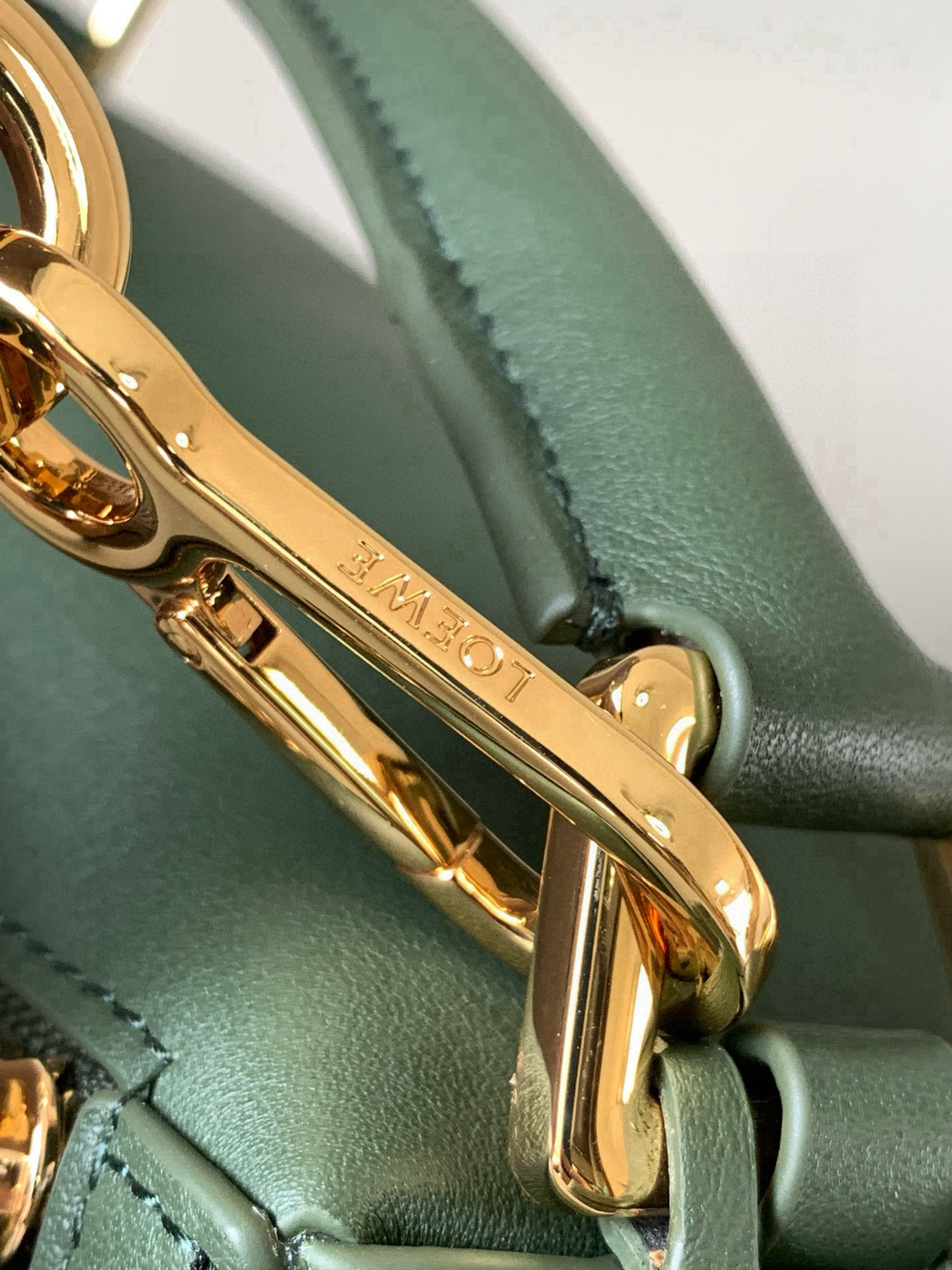 Loewe 新版本几何包小号24CM Puzzle手袋