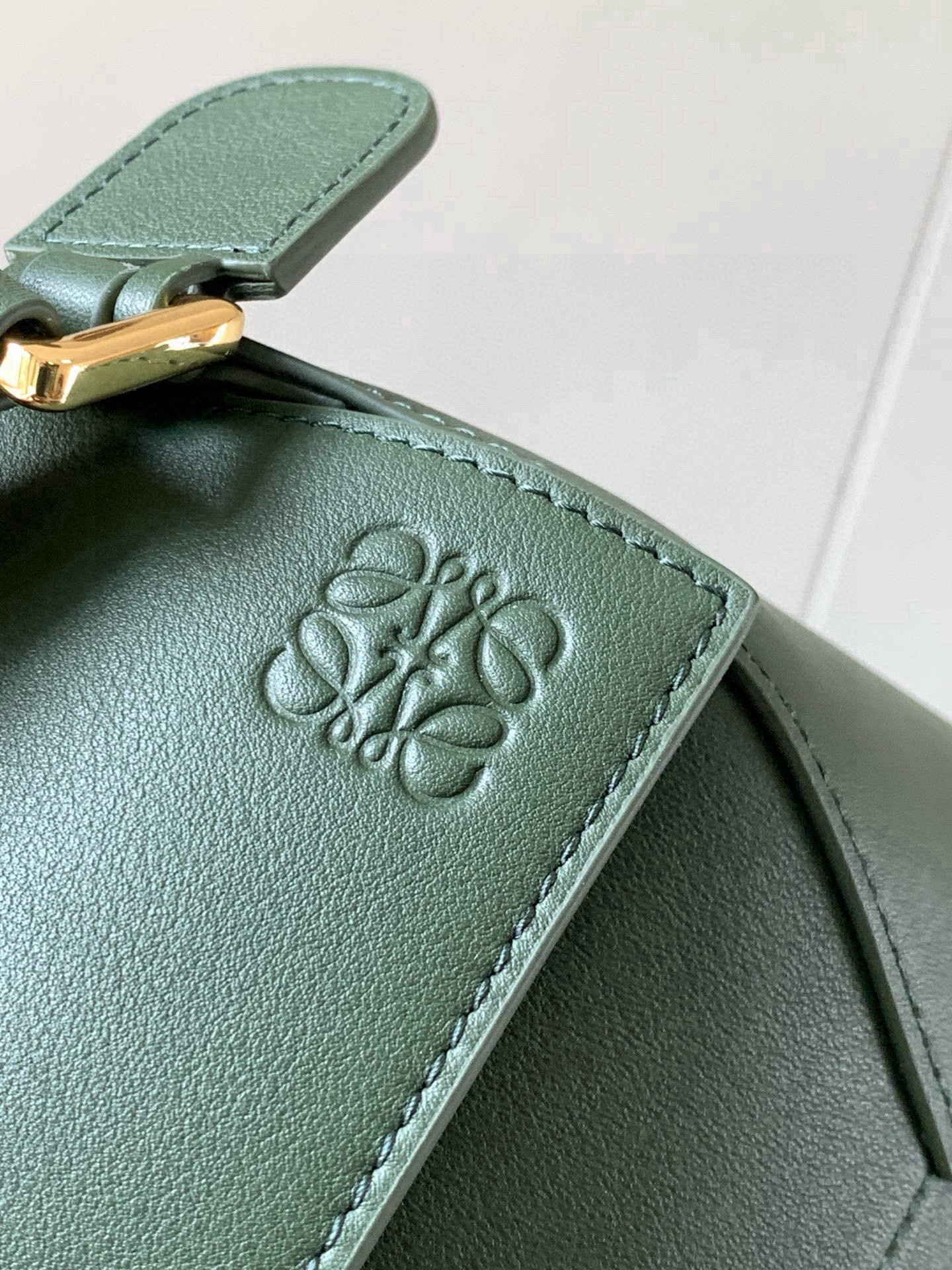Loewe 新版本几何包小号24CM Puzzle手袋