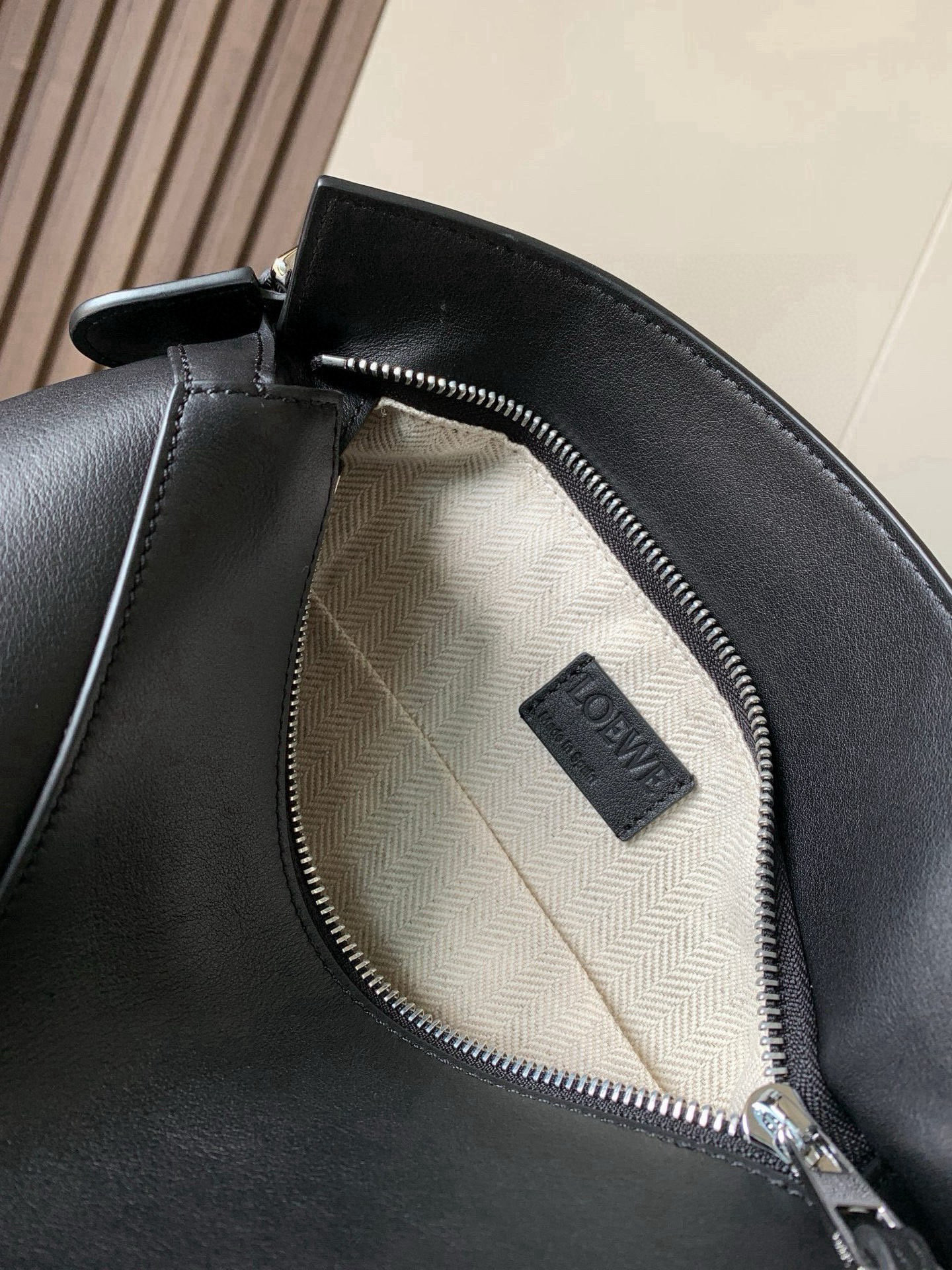 Loewe 新版本几何包小号24CM Puzzle手袋