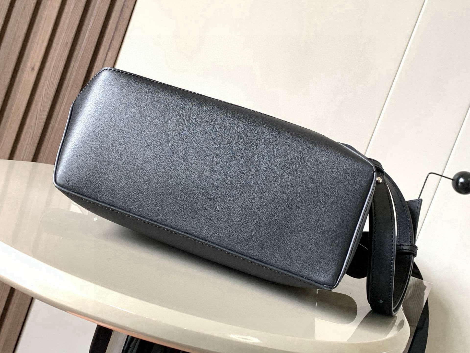 Loewe 新版本几何包小号24CM Puzzle手袋